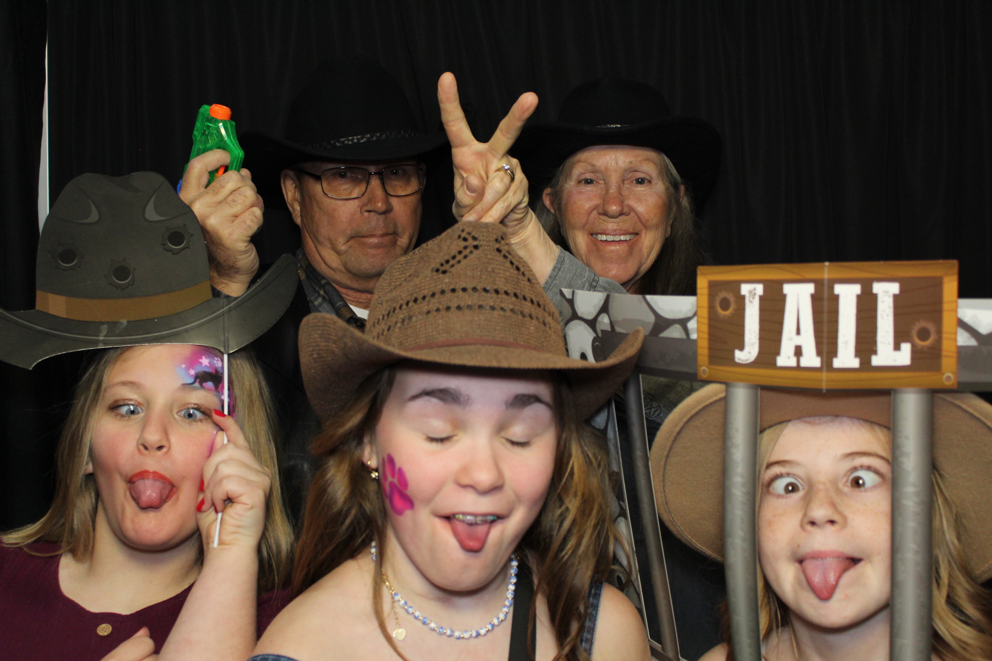 Girl Scouts | View more photos from the event at gallery.photoboothcincy.com/u/PhotoBoothCincy/Girl-Scouts