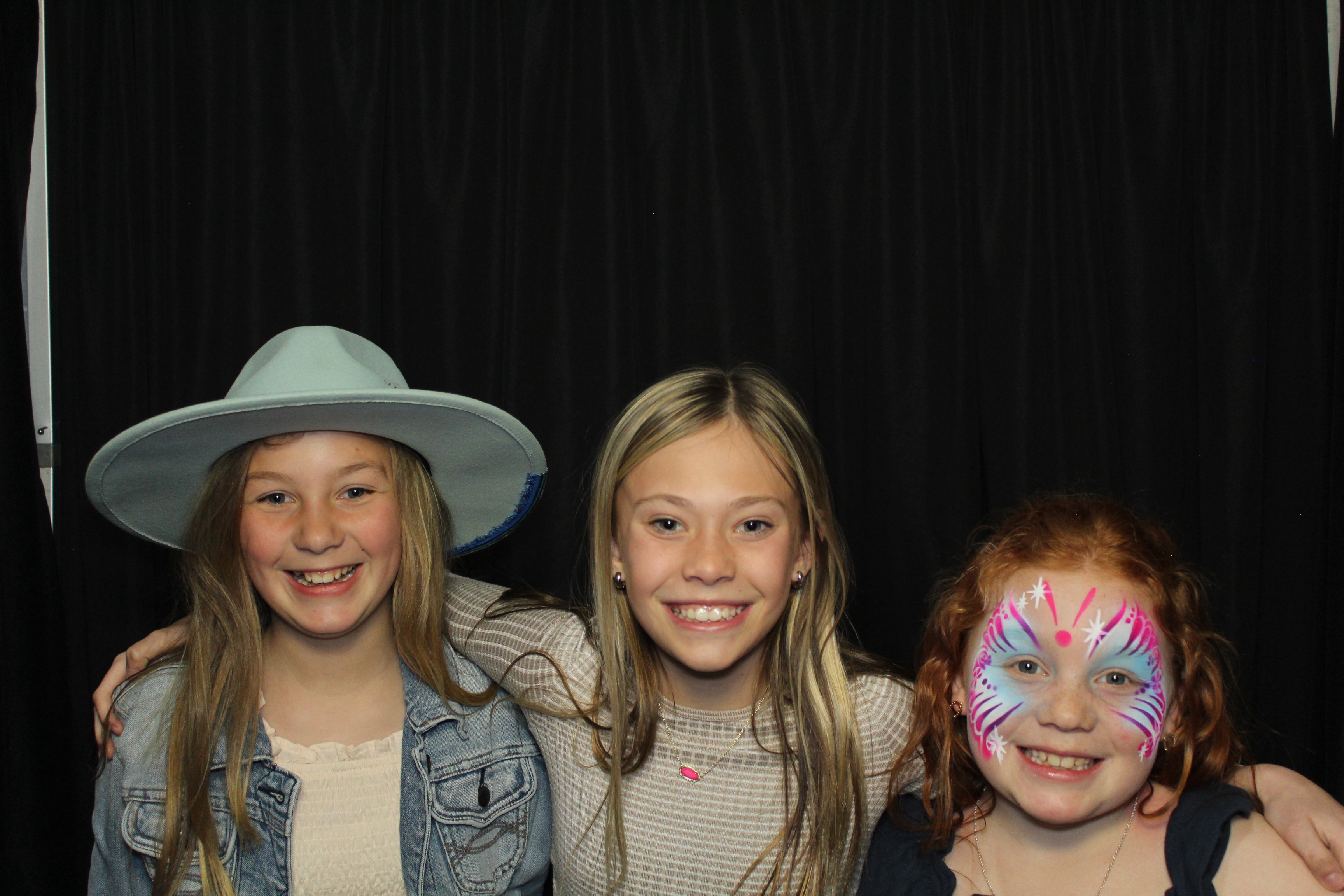 Girl Scouts | View more photos from the event at gallery.photoboothcincy.com/u/PhotoBoothCincy/Girl-Scouts