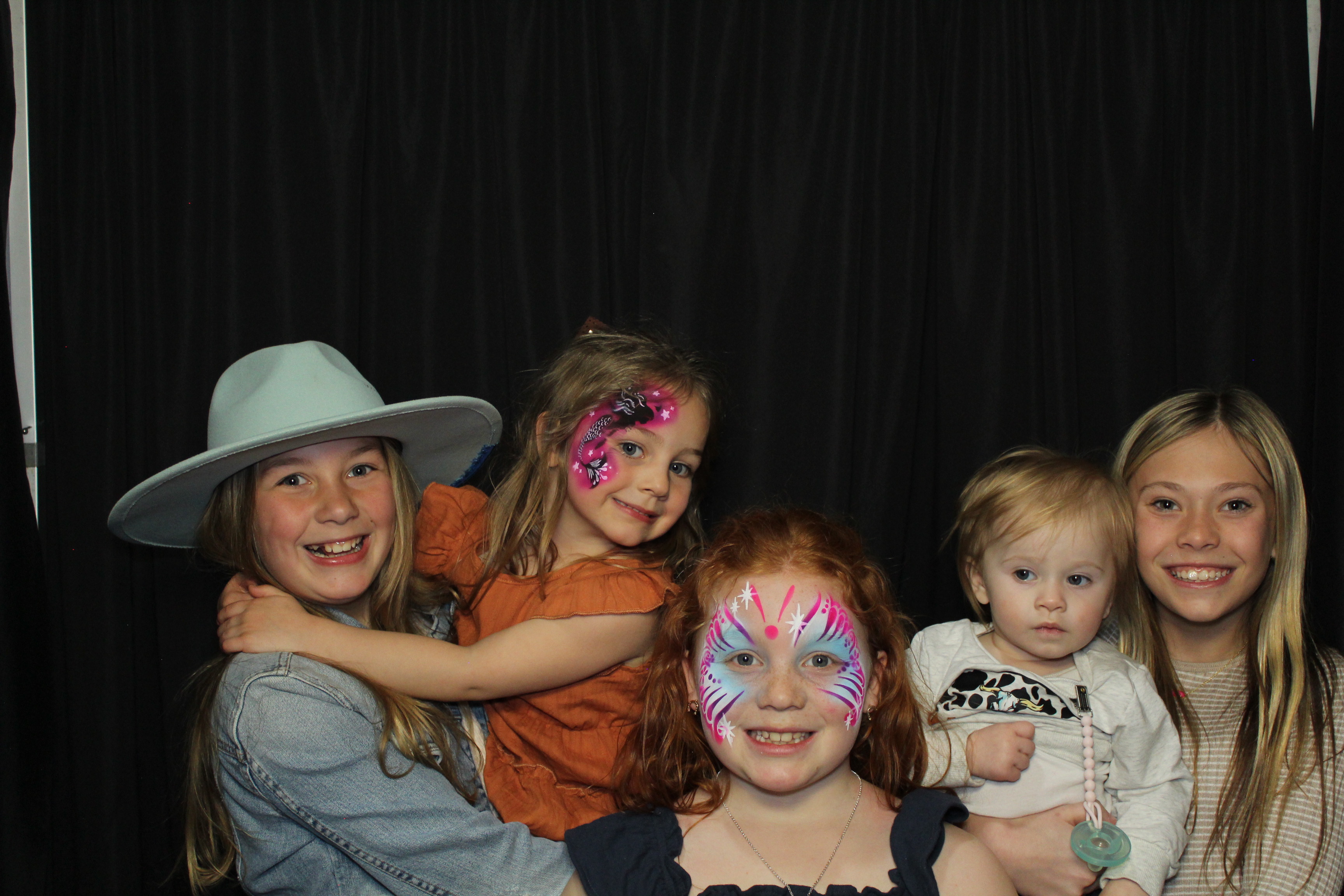 Girl Scouts | View more photos from the event at gallery.photoboothcincy.com/u/PhotoBoothCincy/Girl-Scouts