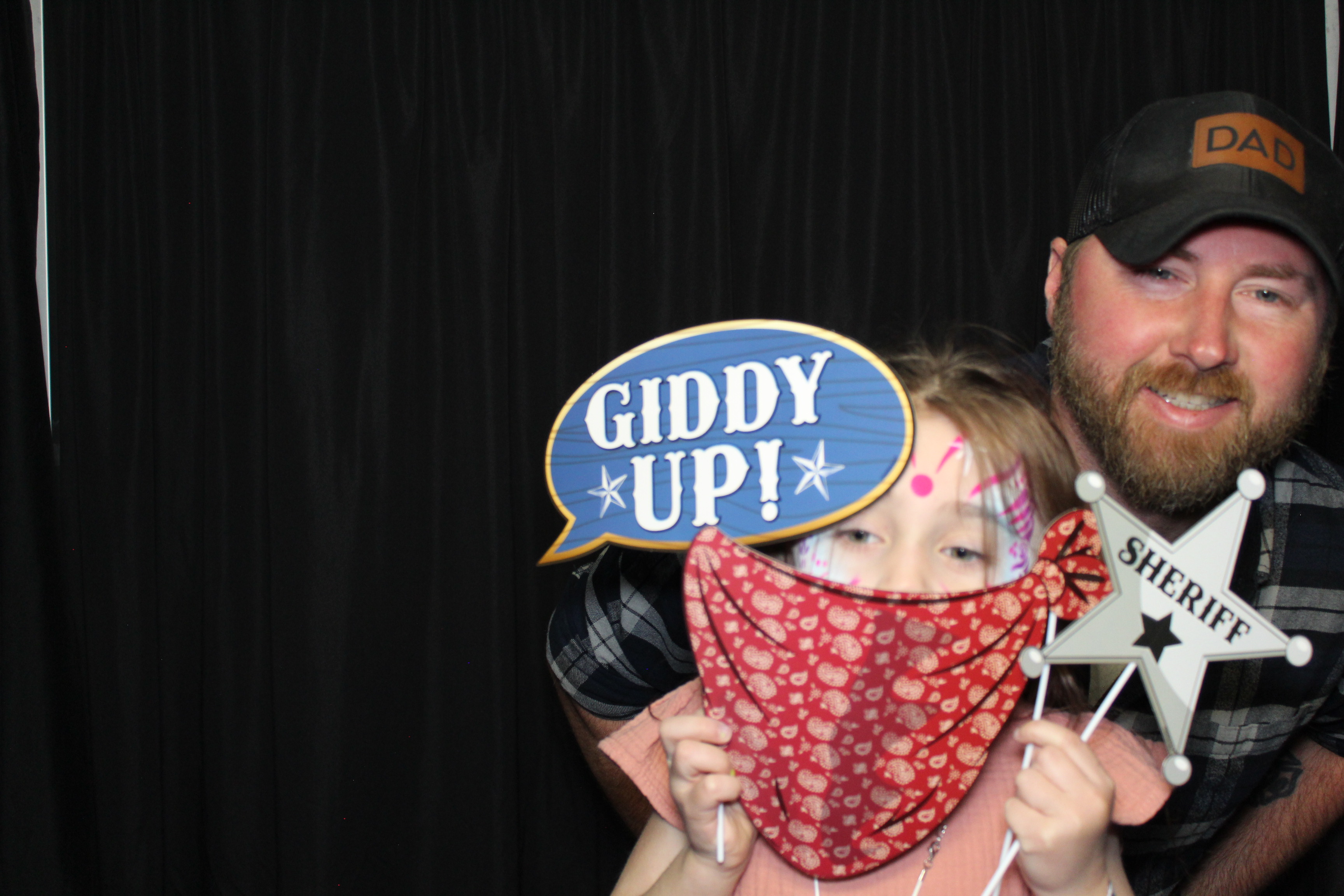 Girl Scouts | View more photos from the event at gallery.photoboothcincy.com/u/PhotoBoothCincy/Girl-Scouts