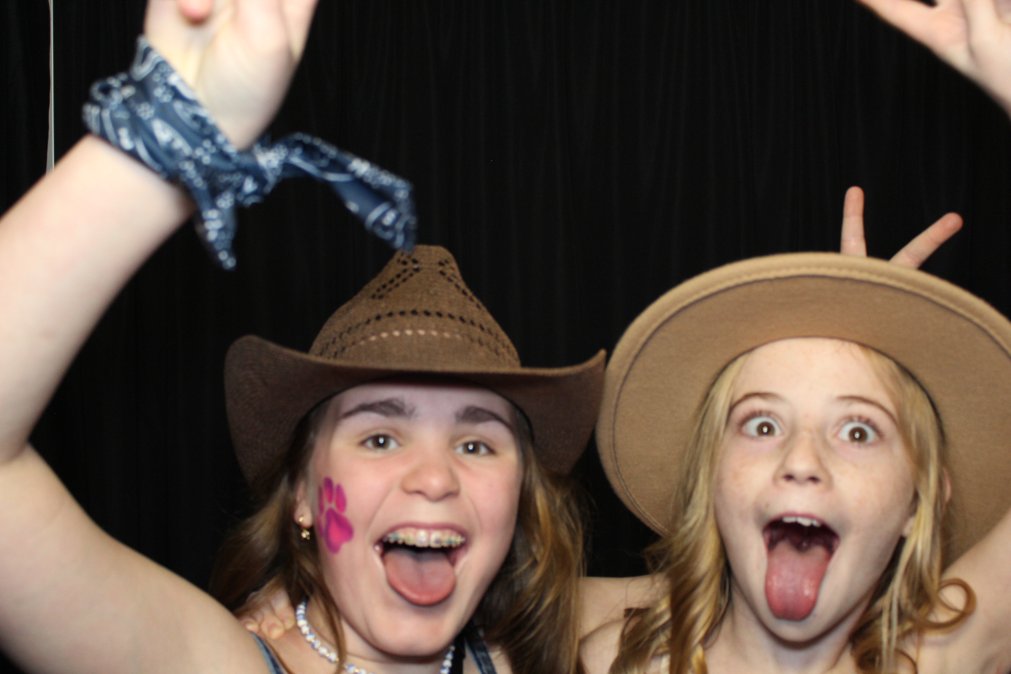 Girl Scouts | View more photos from the event at gallery.photoboothcincy.com/u/PhotoBoothCincy/Girl-Scouts
