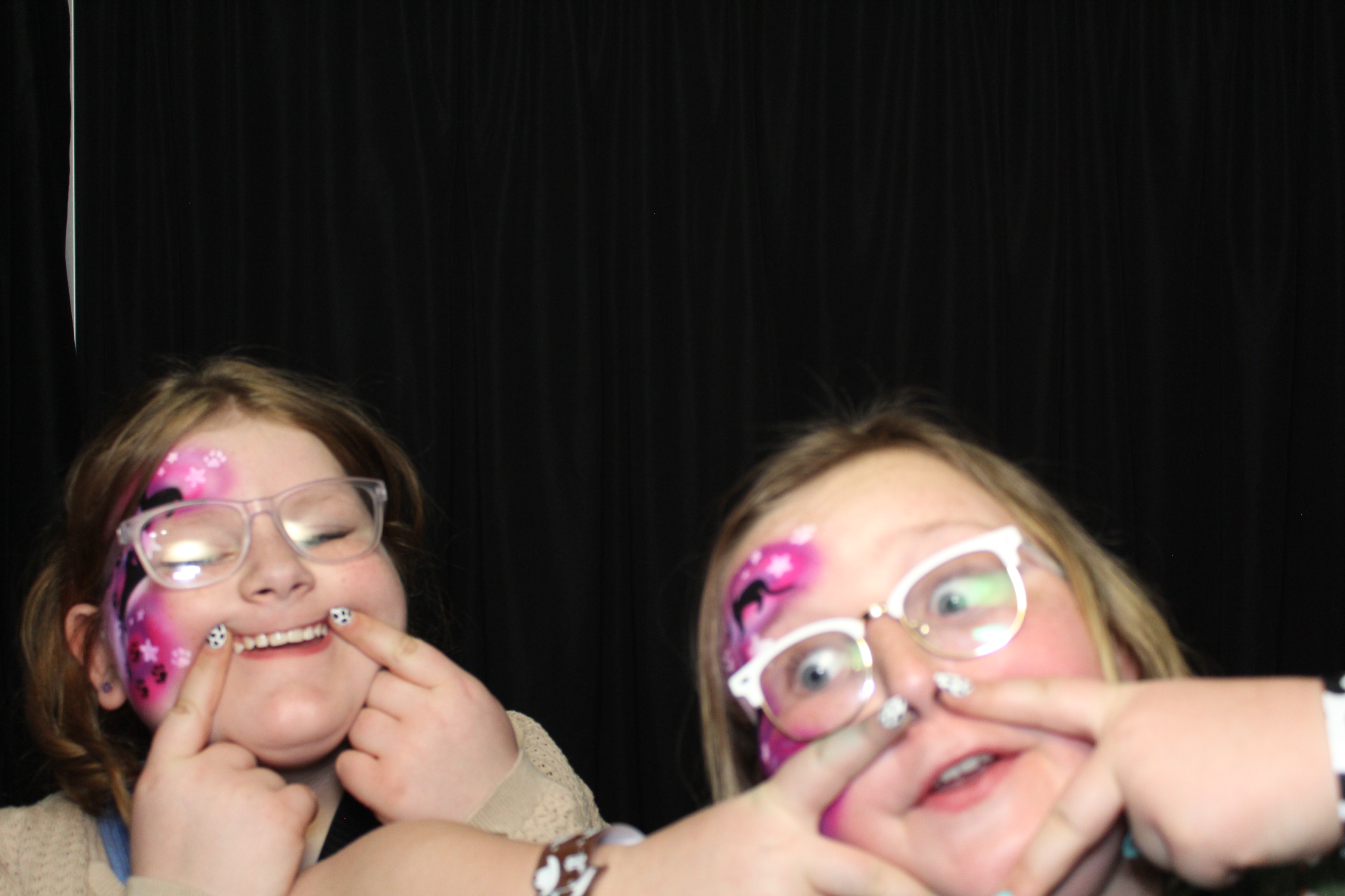 Girl Scouts | View more photos from the event at gallery.photoboothcincy.com/u/PhotoBoothCincy/Girl-Scouts