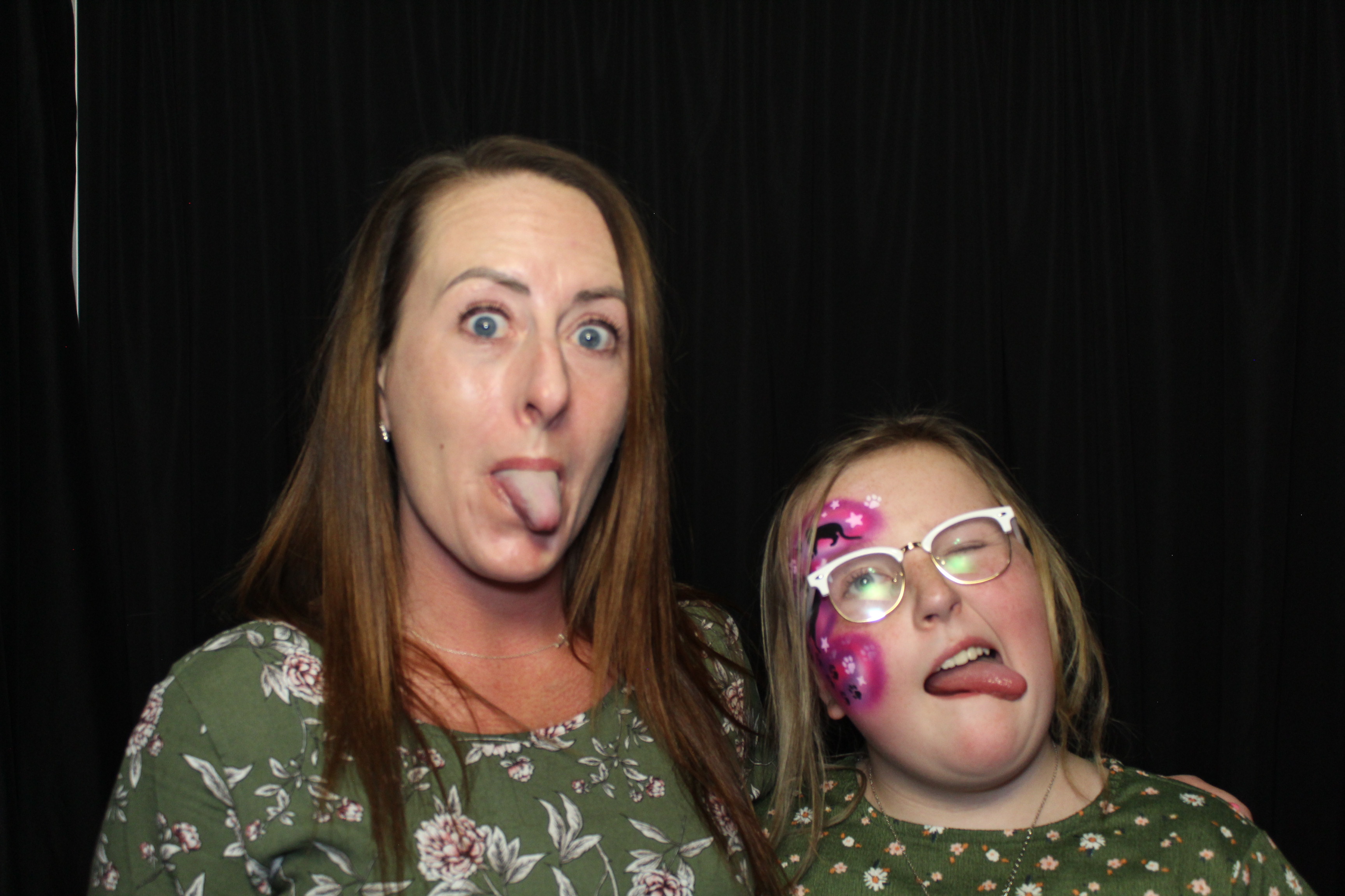 Girl Scouts | View more photos from the event at gallery.photoboothcincy.com/u/PhotoBoothCincy/Girl-Scouts