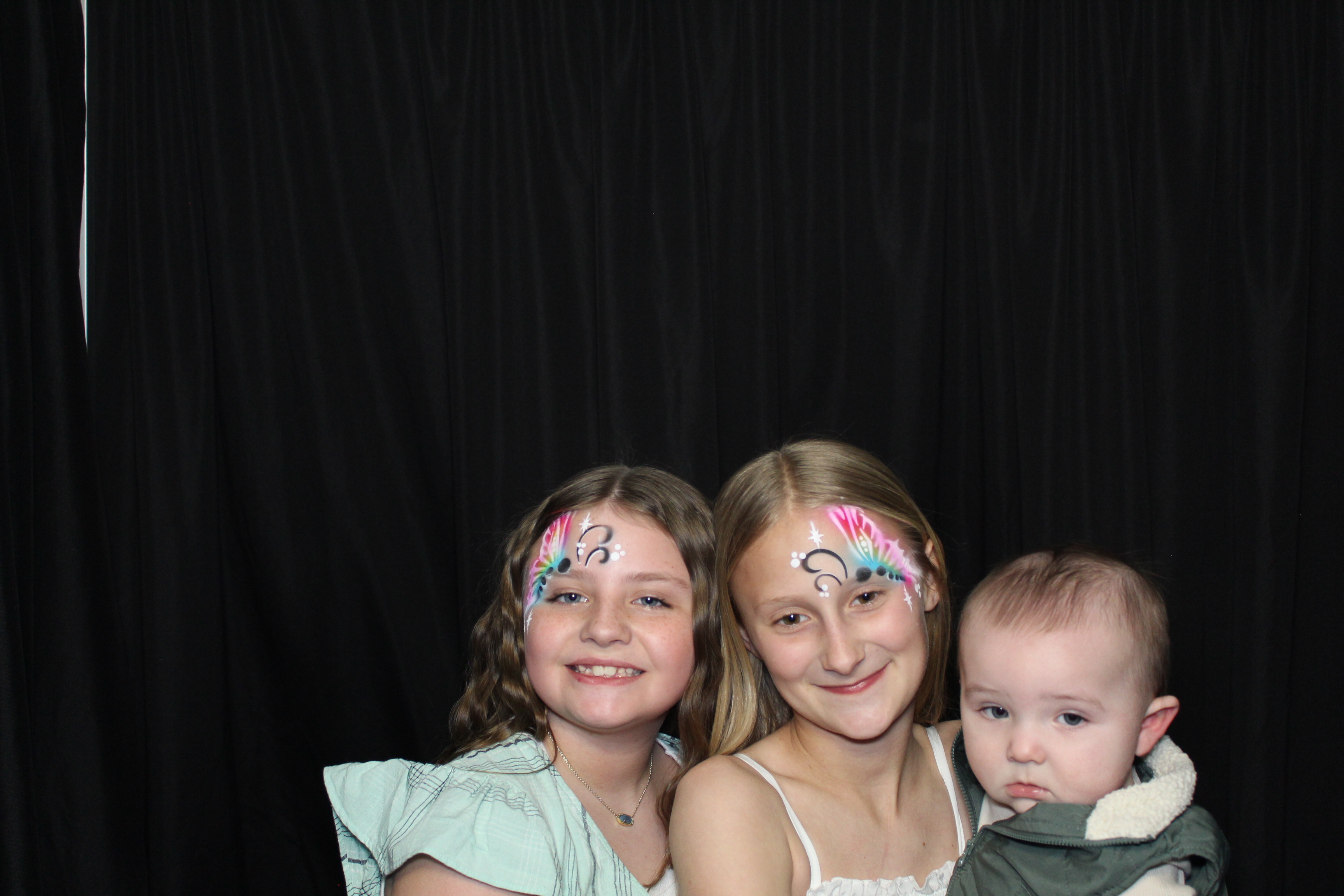 Girl Scouts | View more photos from the event at gallery.photoboothcincy.com/u/PhotoBoothCincy/Girl-Scouts