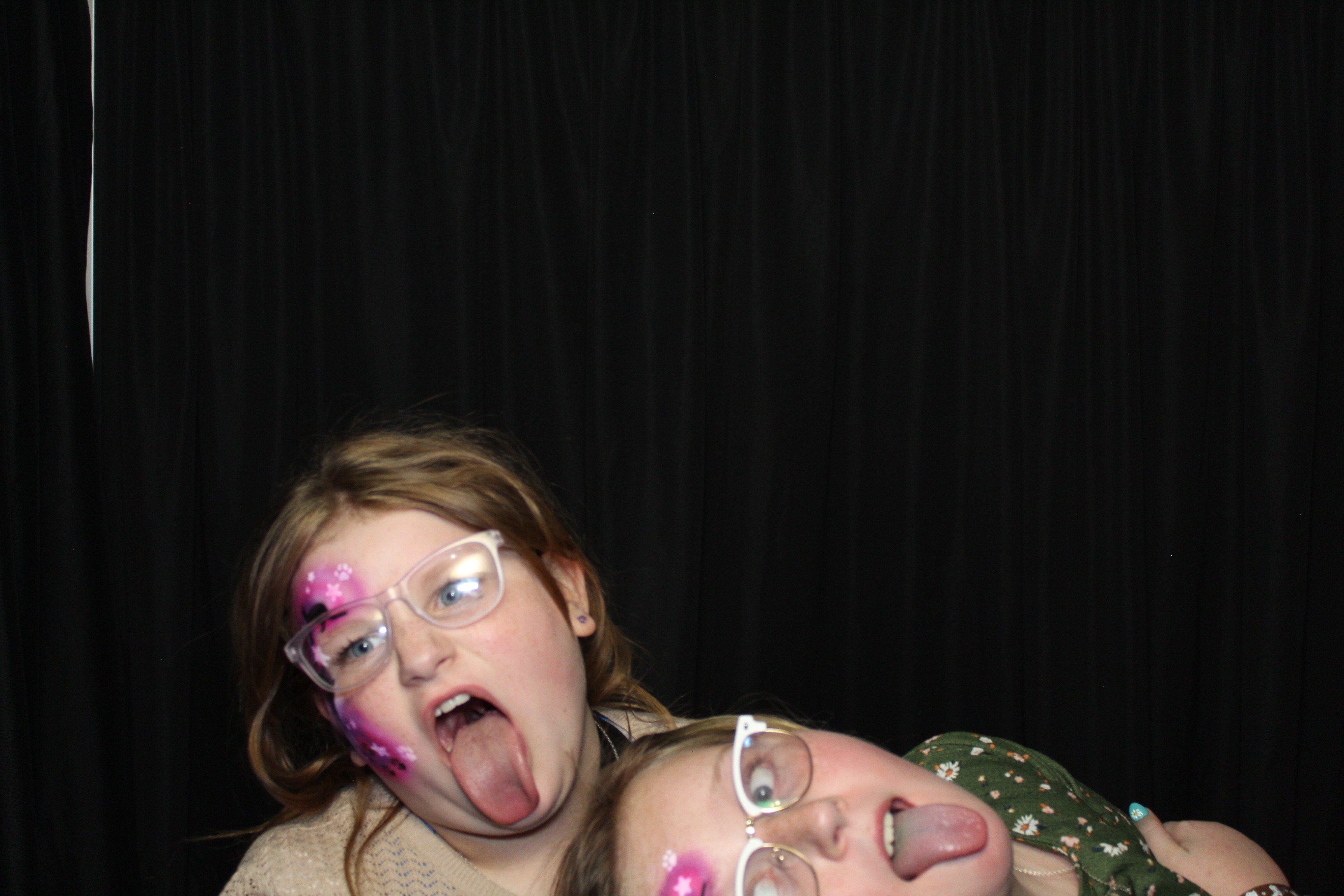 Girl Scouts | View more photos from the event at gallery.photoboothcincy.com/u/PhotoBoothCincy/Girl-Scouts