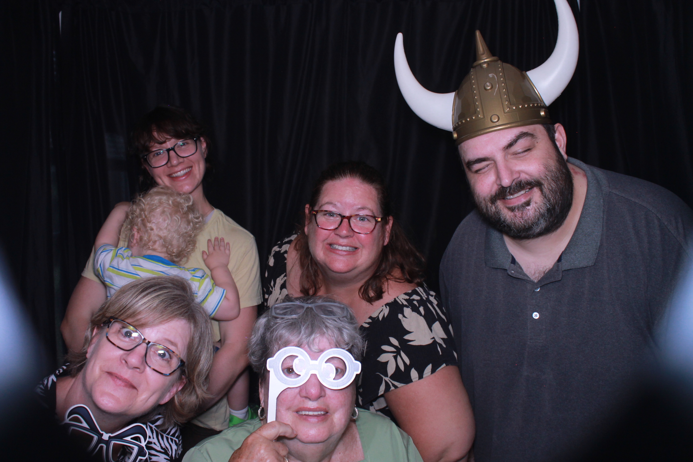 Grad Party  | View more photos from the event at gallery.photoboothcincy.com/u/PhotoBoothCincy/Grad-Party