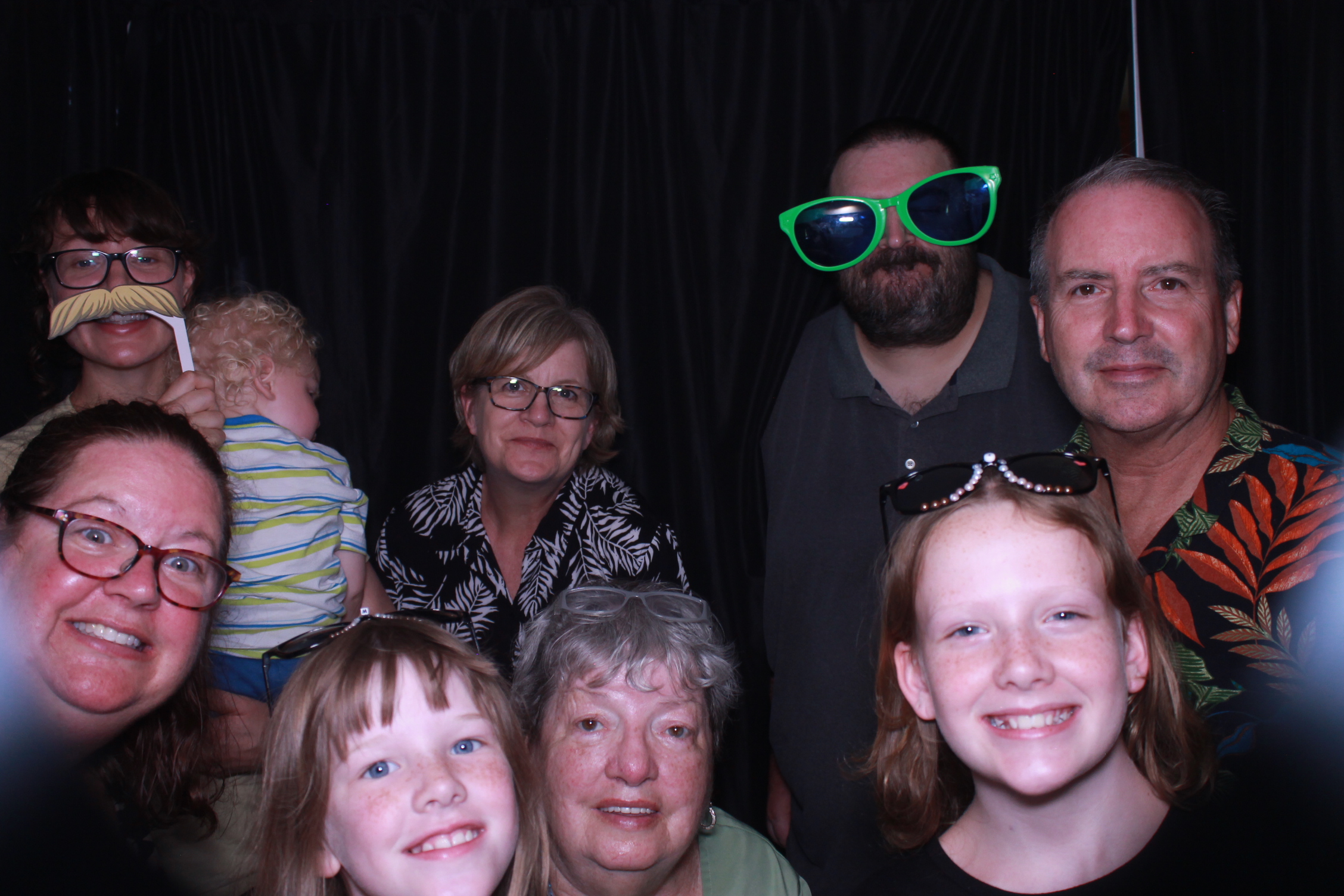 Grad Party  | View more photos from the event at gallery.photoboothcincy.com/u/PhotoBoothCincy/Grad-Party