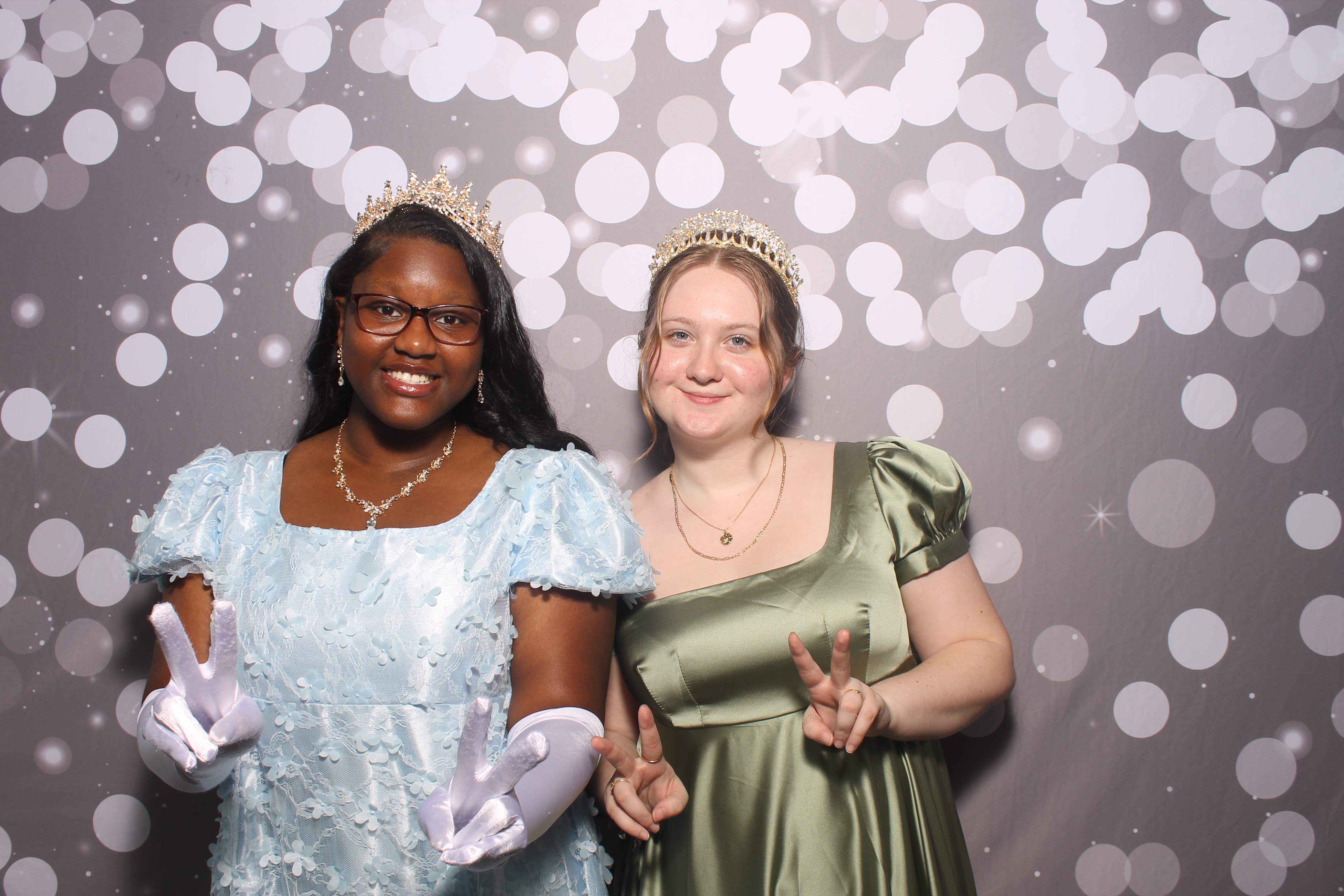 Graduation Celebration | View more photos from the event at gallery.photoboothcincy.com/u/PhotoBoothCincy/Graduation-Celebration