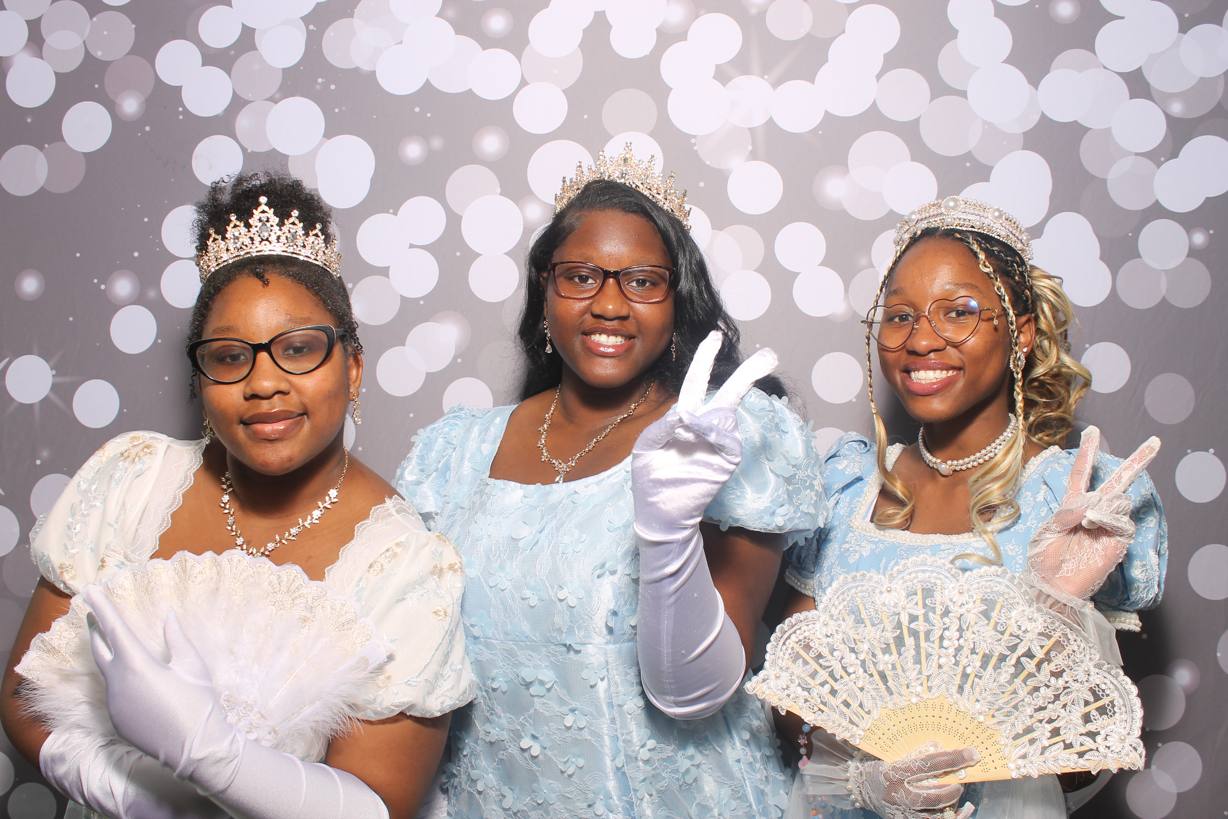 Graduation Celebration | View more photos from the event at gallery.photoboothcincy.com/u/PhotoBoothCincy/Graduation-Celebration