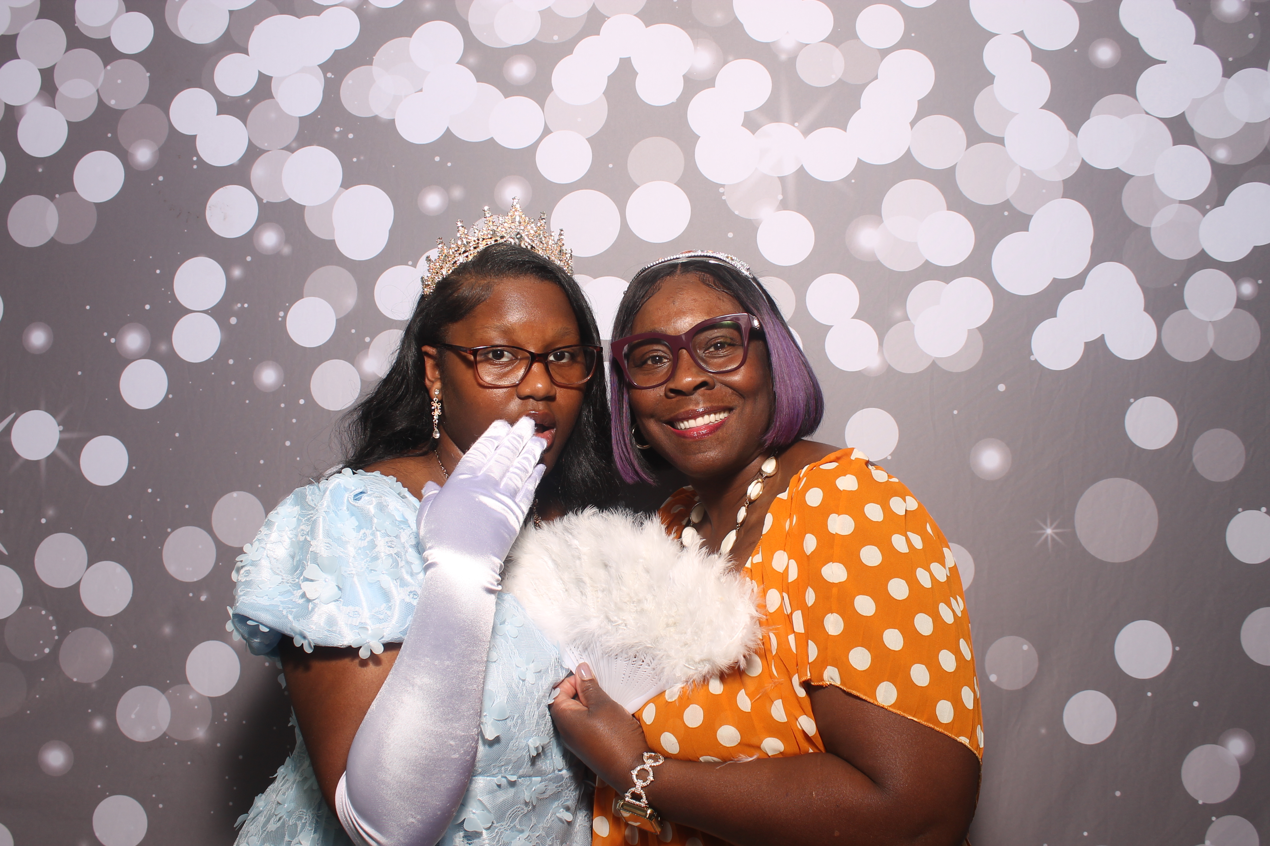 Graduation Celebration | View more photos from the event at gallery.photoboothcincy.com/u/PhotoBoothCincy/Graduation-Celebration