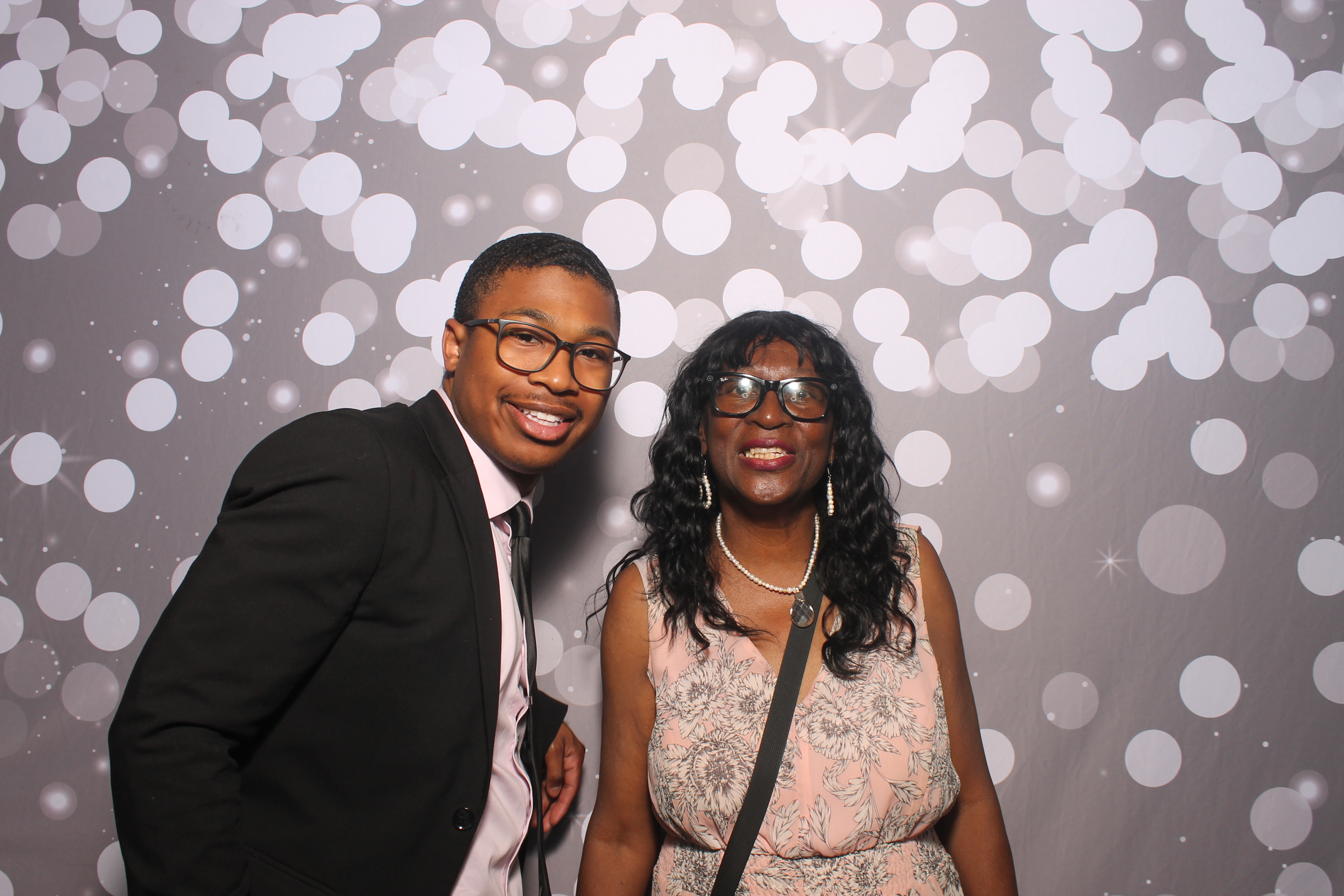 Graduation Celebration | View more photos from the event at gallery.photoboothcincy.com/u/PhotoBoothCincy/Graduation-Celebration