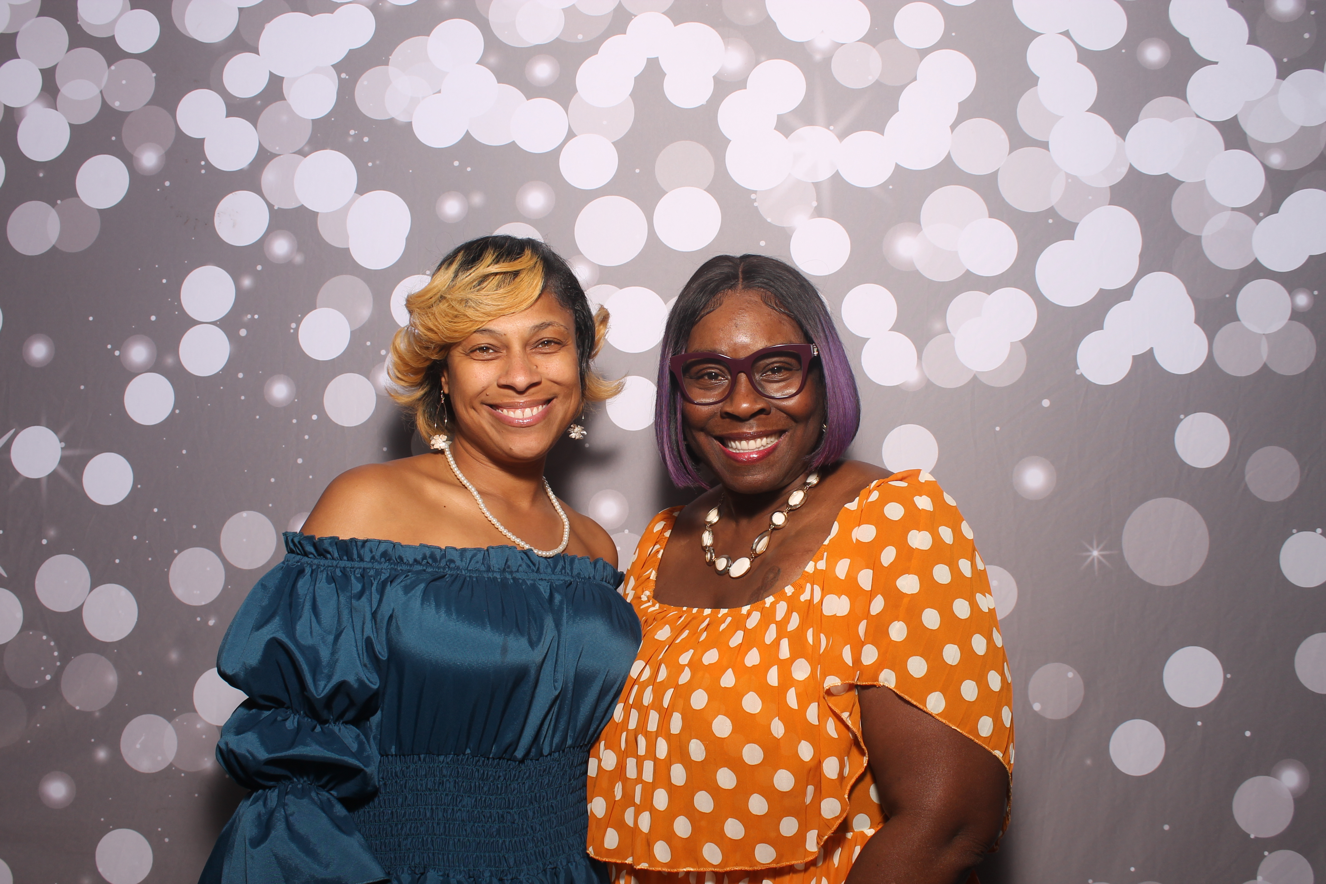 Graduation Celebration | View more photos from the event at gallery.photoboothcincy.com/u/PhotoBoothCincy/Graduation-Celebration