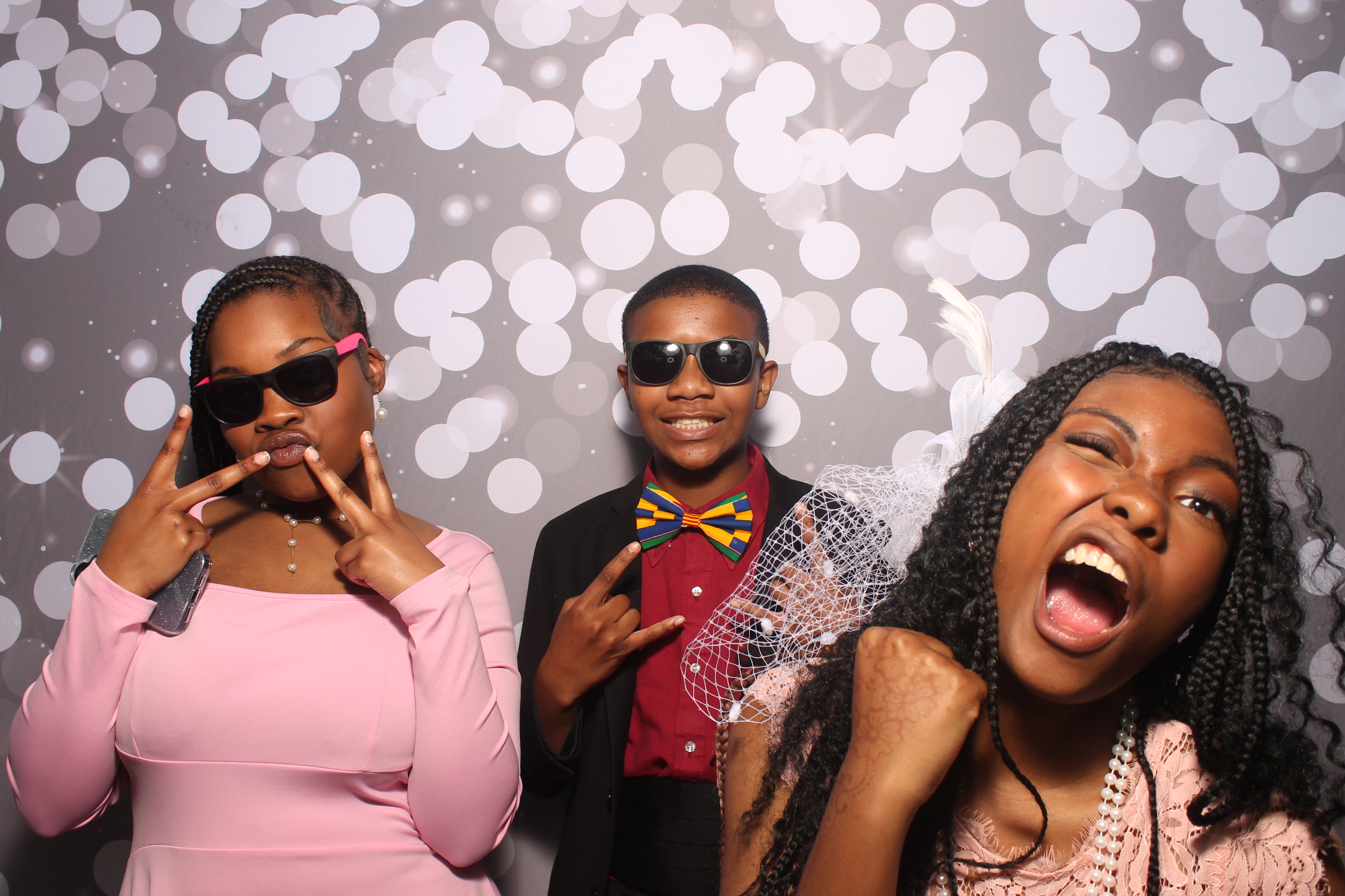 Graduation Celebration | View more photos from the event at gallery.photoboothcincy.com/u/PhotoBoothCincy/Graduation-Celebration