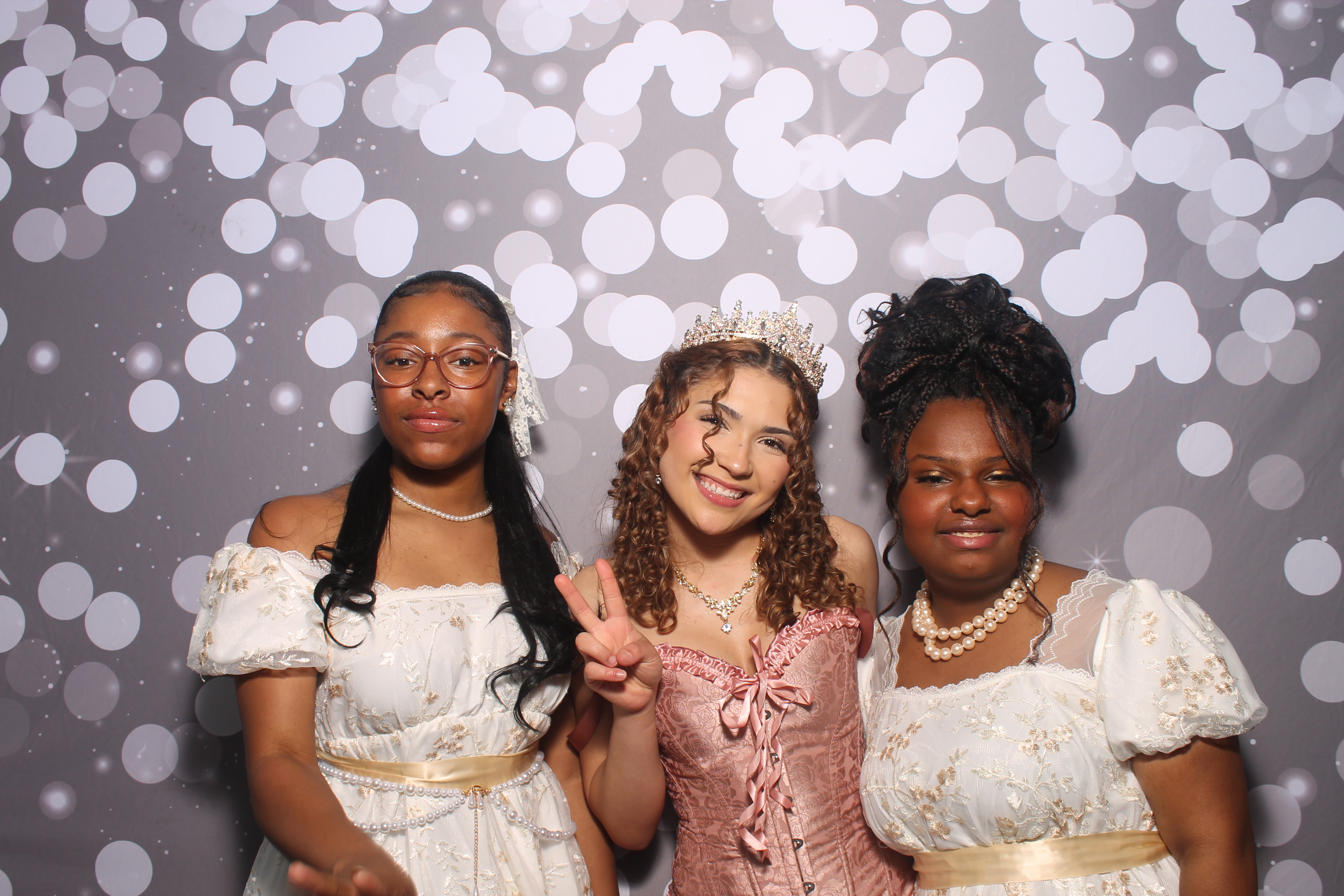 Graduation Celebration | View more photos from the event at gallery.photoboothcincy.com/u/PhotoBoothCincy/Graduation-Celebration