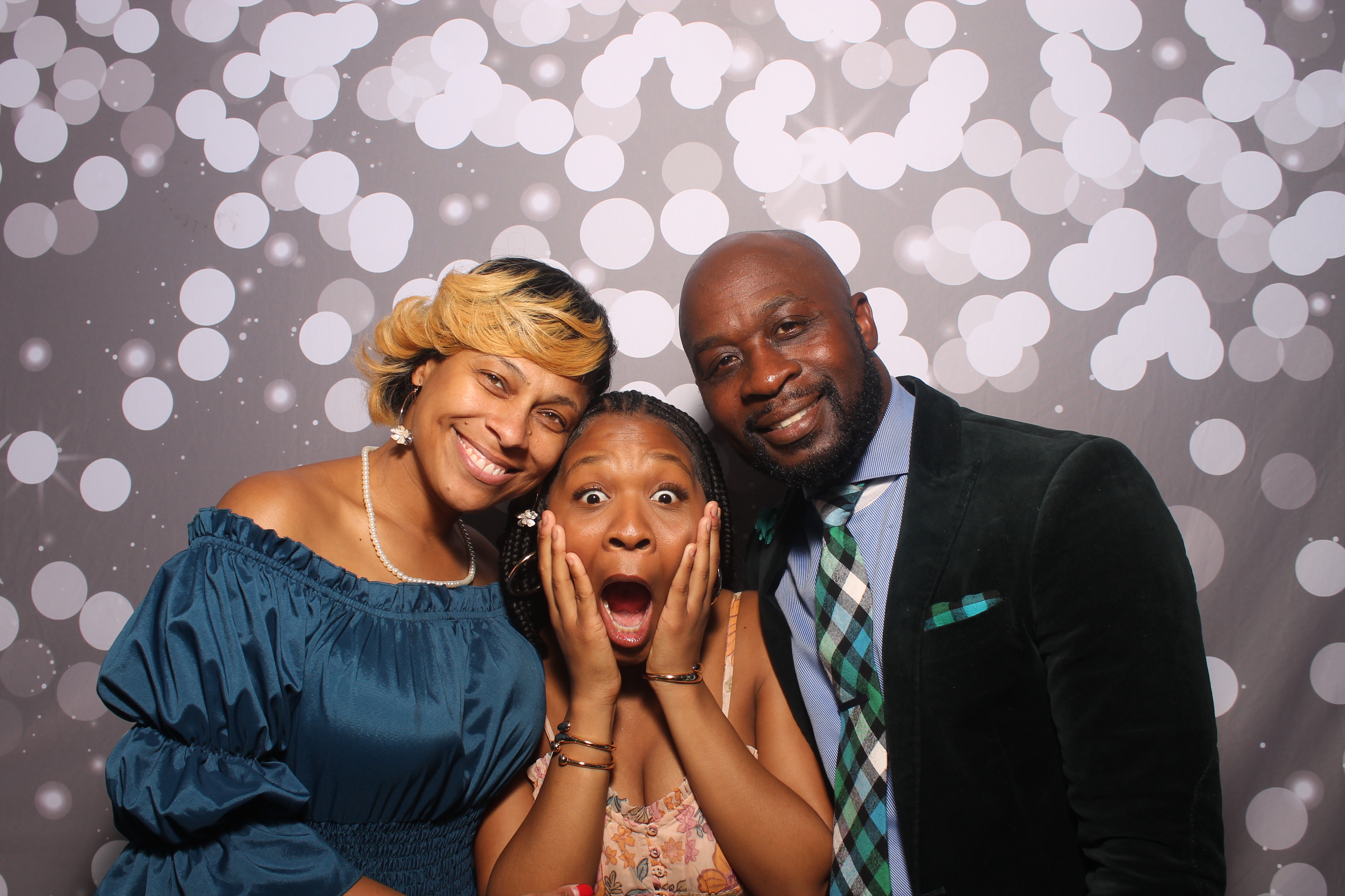 Graduation Celebration | View more photos from the event at gallery.photoboothcincy.com/u/PhotoBoothCincy/Graduation-Celebration