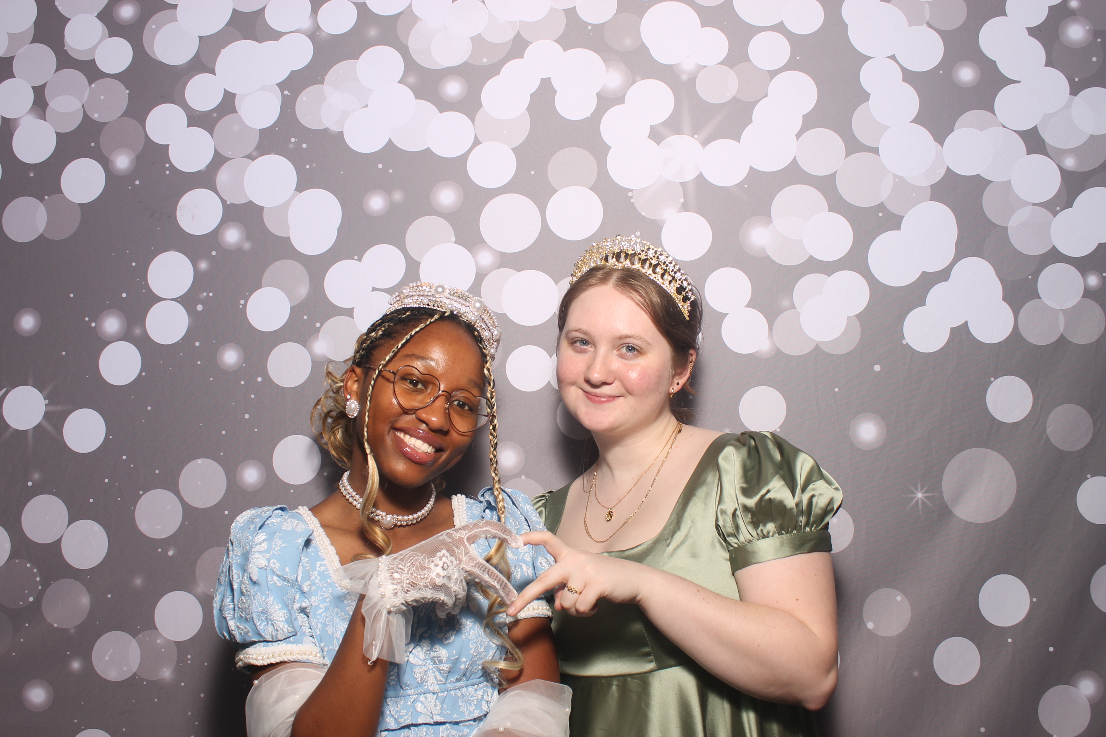 Graduation Celebration | View more photos from the event at gallery.photoboothcincy.com/u/PhotoBoothCincy/Graduation-Celebration