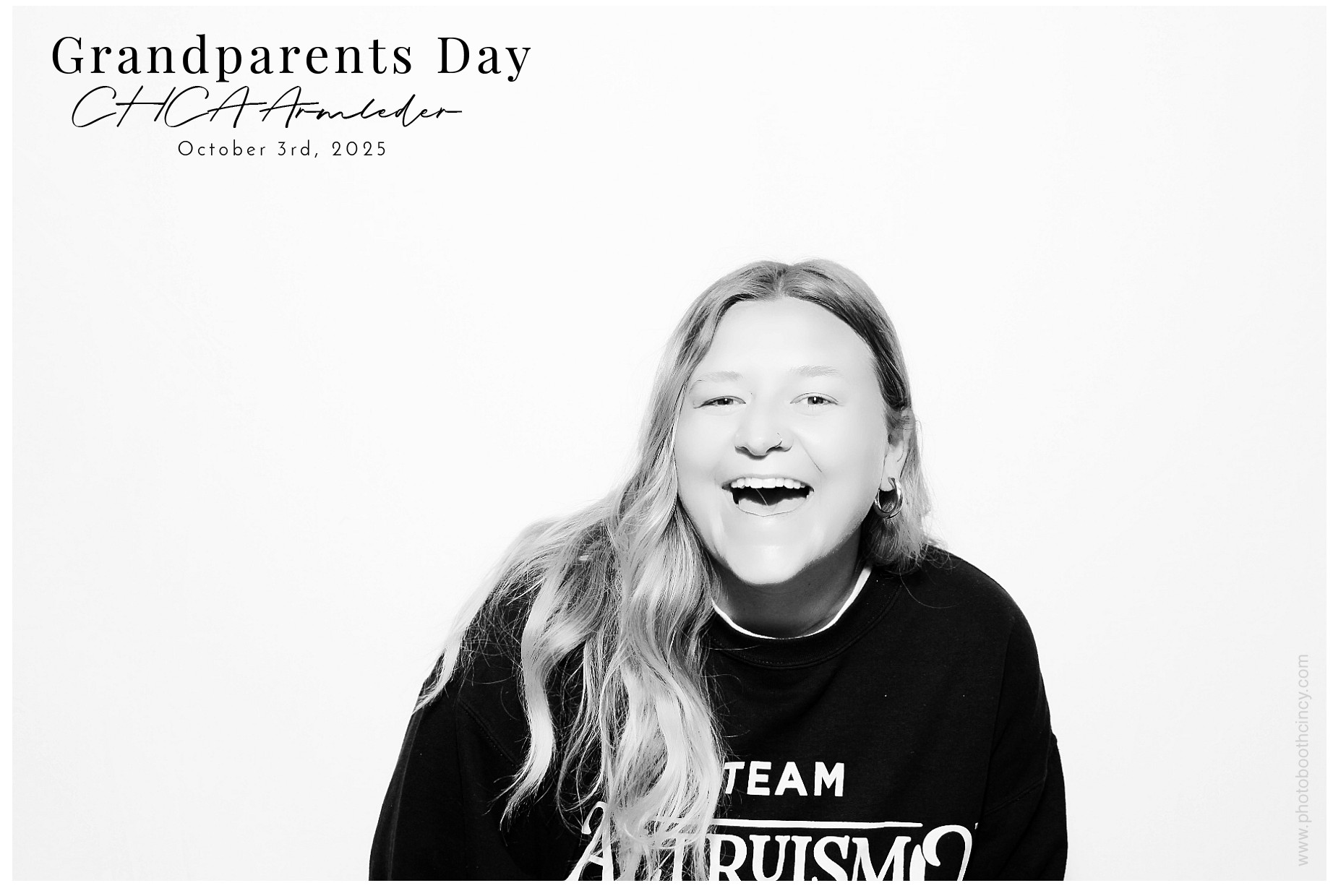 Grandparent's Day 2025! | View more photos from the event at gallery.photoboothcincy.com/u/PhotoBoothCincy/Grandparents-Day-2025