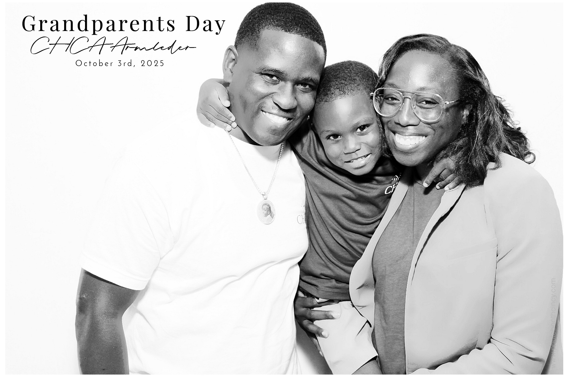 Grandparent's Day 2025! | View more photos from the event at gallery.photoboothcincy.com/u/PhotoBoothCincy/Grandparents-Day-2025