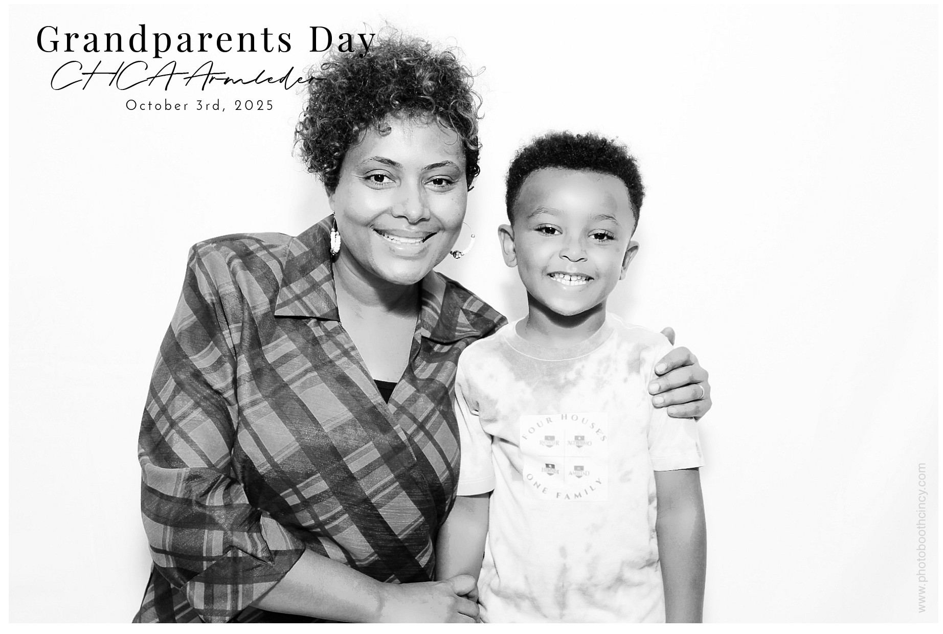 Grandparent's Day 2025! | View more photos from the event at gallery.photoboothcincy.com/u/PhotoBoothCincy/Grandparents-Day-2025