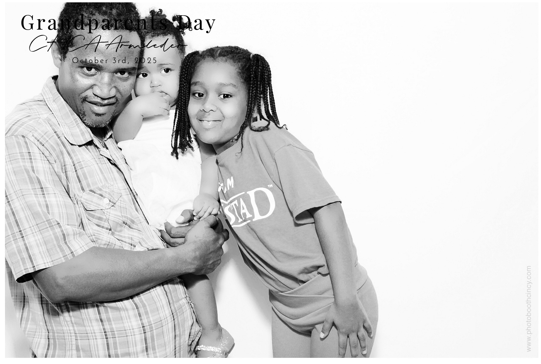 Grandparent's Day 2025! | View more photos from the event at gallery.photoboothcincy.com/u/PhotoBoothCincy/Grandparents-Day-2025