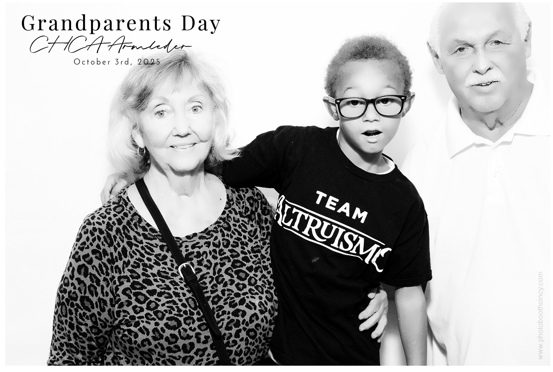 Grandparent's Day 2025! | View more photos from the event at gallery.photoboothcincy.com/u/PhotoBoothCincy/Grandparents-Day-2025