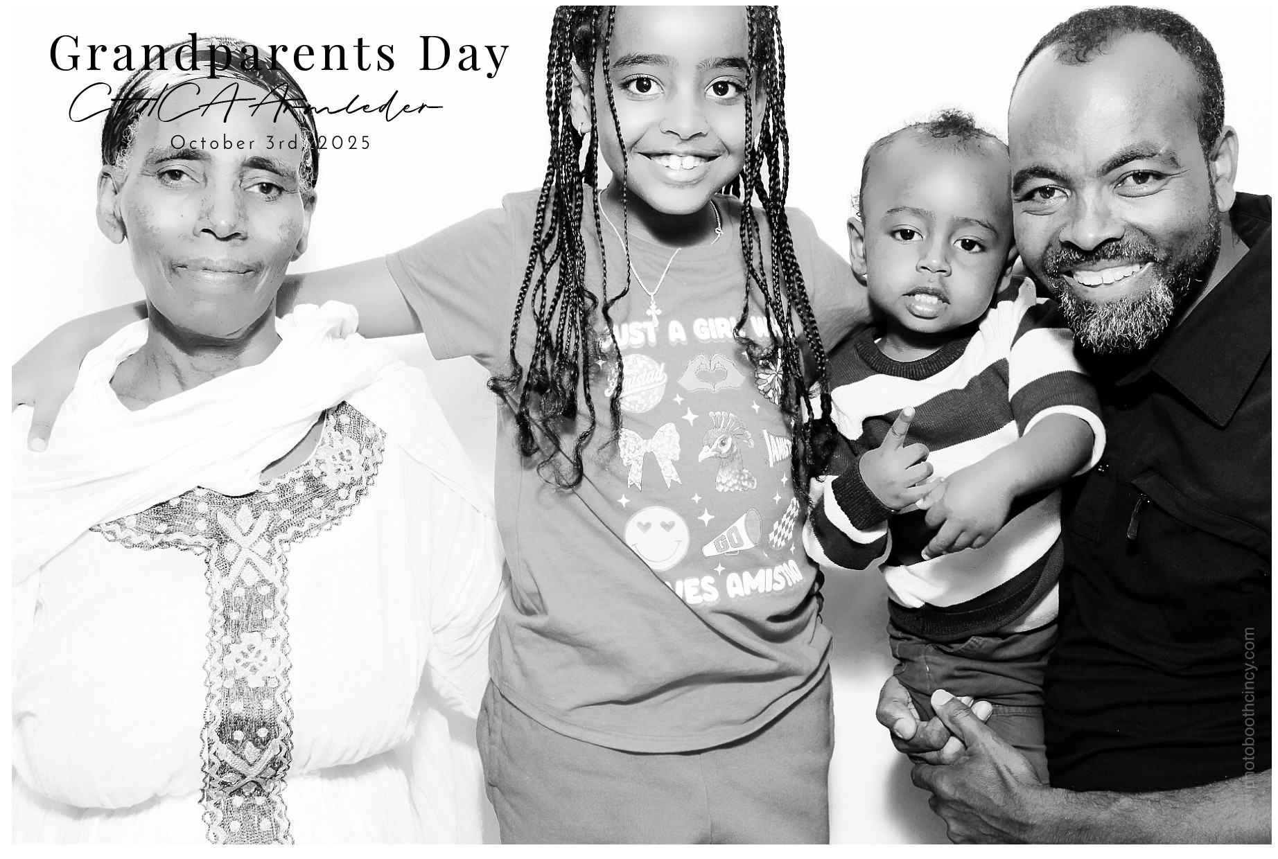 Grandparent's Day 2025! | View more photos from the event at gallery.photoboothcincy.com/u/PhotoBoothCincy/Grandparents-Day-2025