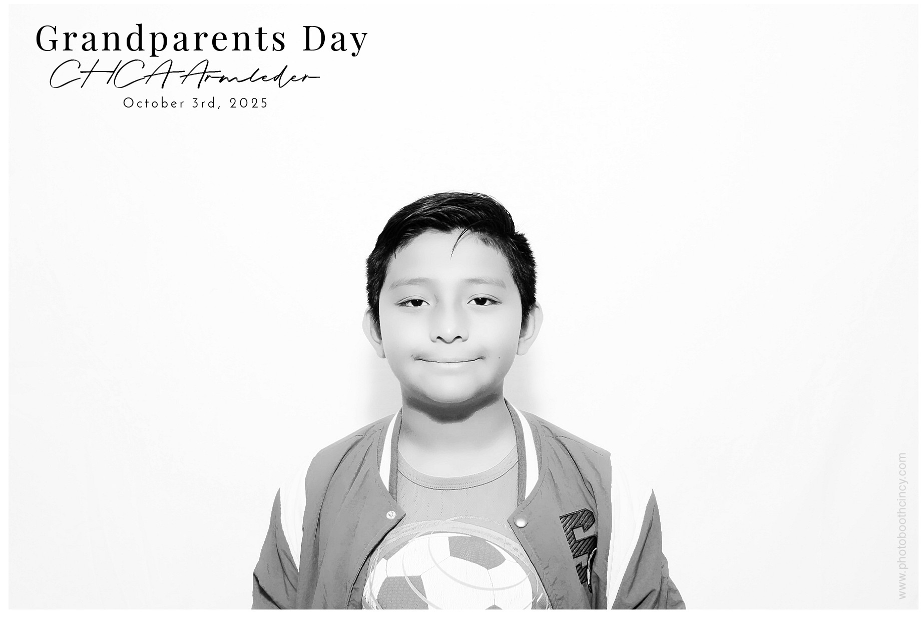 Grandparent's Day 2025! | View more photos from the event at gallery.photoboothcincy.com/u/PhotoBoothCincy/Grandparents-Day-2025