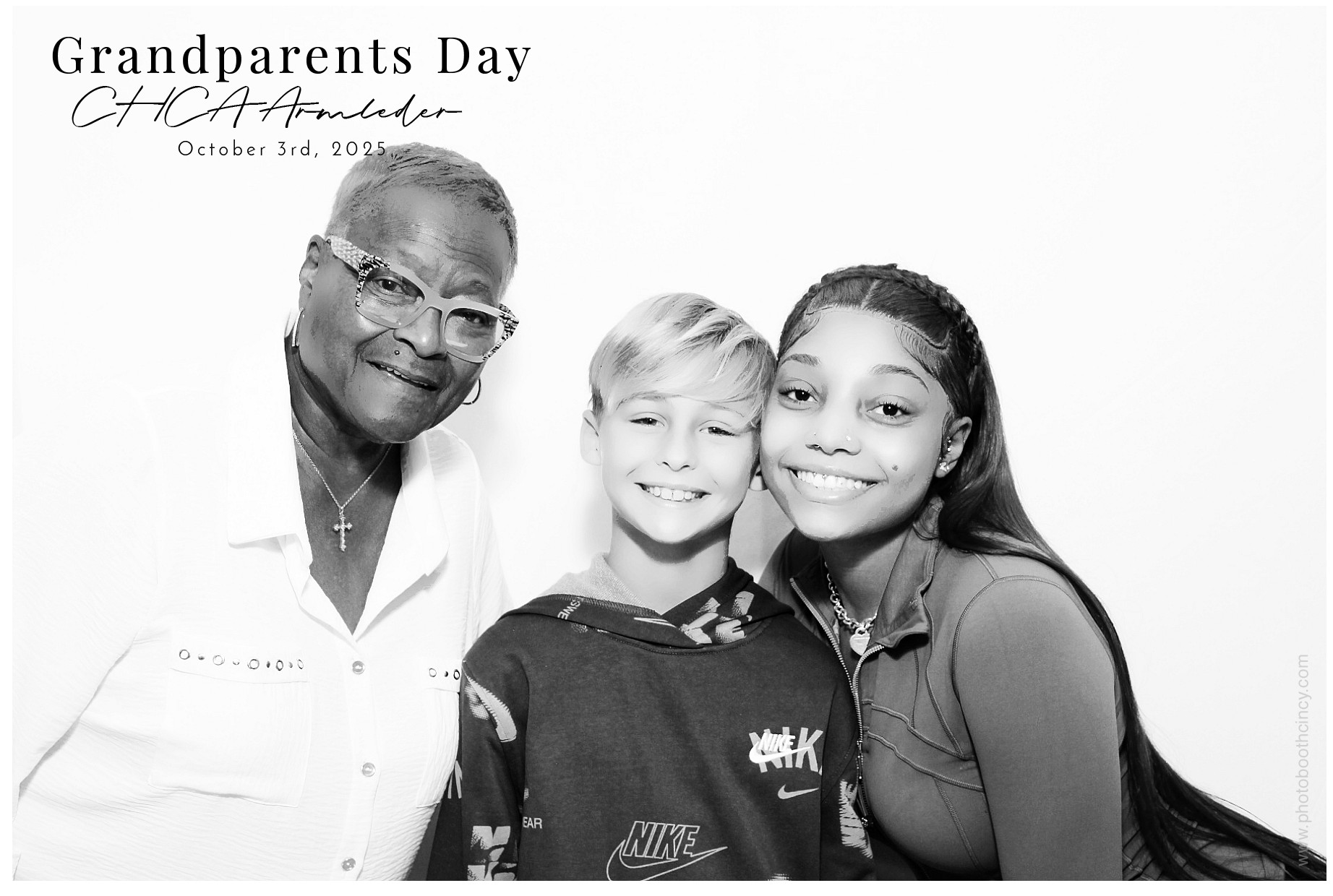 Grandparent's Day 2025! | View more photos from the event at gallery.photoboothcincy.com/u/PhotoBoothCincy/Grandparents-Day-2025