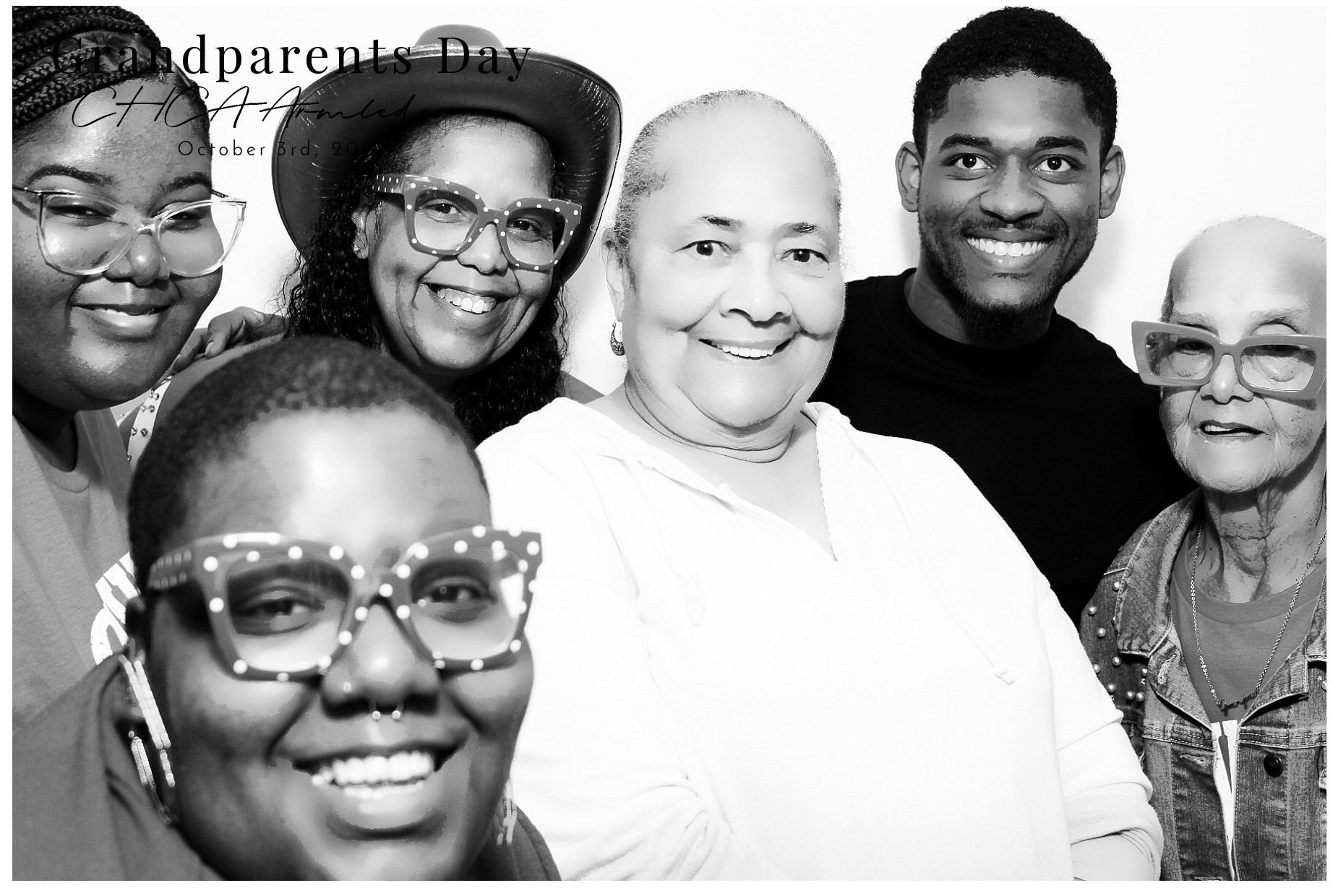 Grandparent's Day 2025! | View more photos from the event at gallery.photoboothcincy.com/u/PhotoBoothCincy/Grandparents-Day-2025