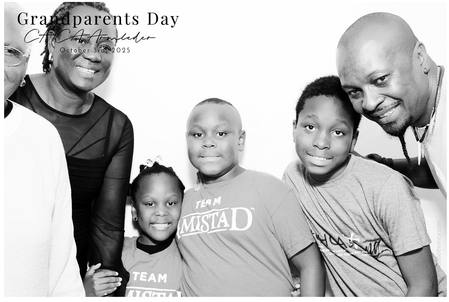 Grandparent's Day 2025! | View more photos from the event at gallery.photoboothcincy.com/u/PhotoBoothCincy/Grandparents-Day-2025