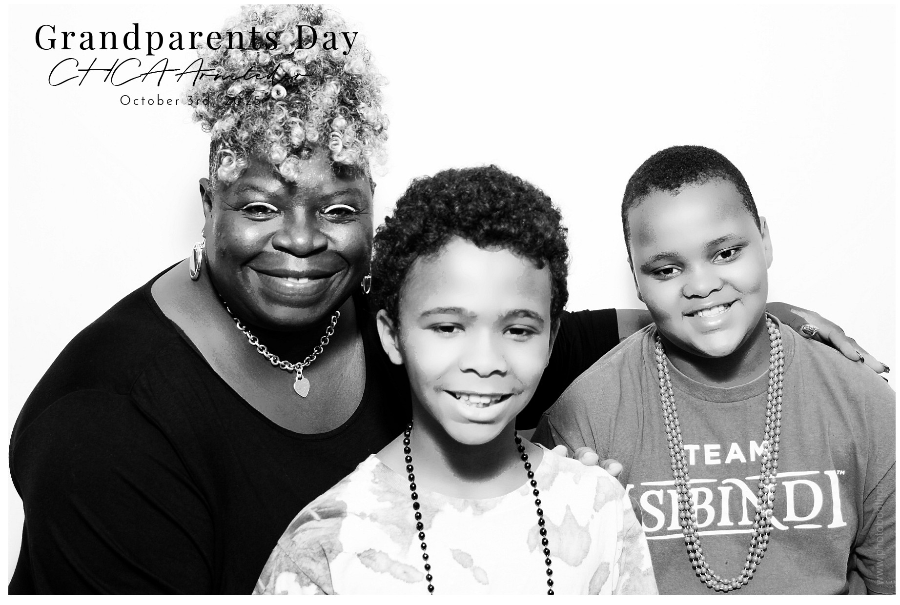 Grandparent's Day 2025! | View more photos from the event at gallery.photoboothcincy.com/u/PhotoBoothCincy/Grandparents-Day-2025