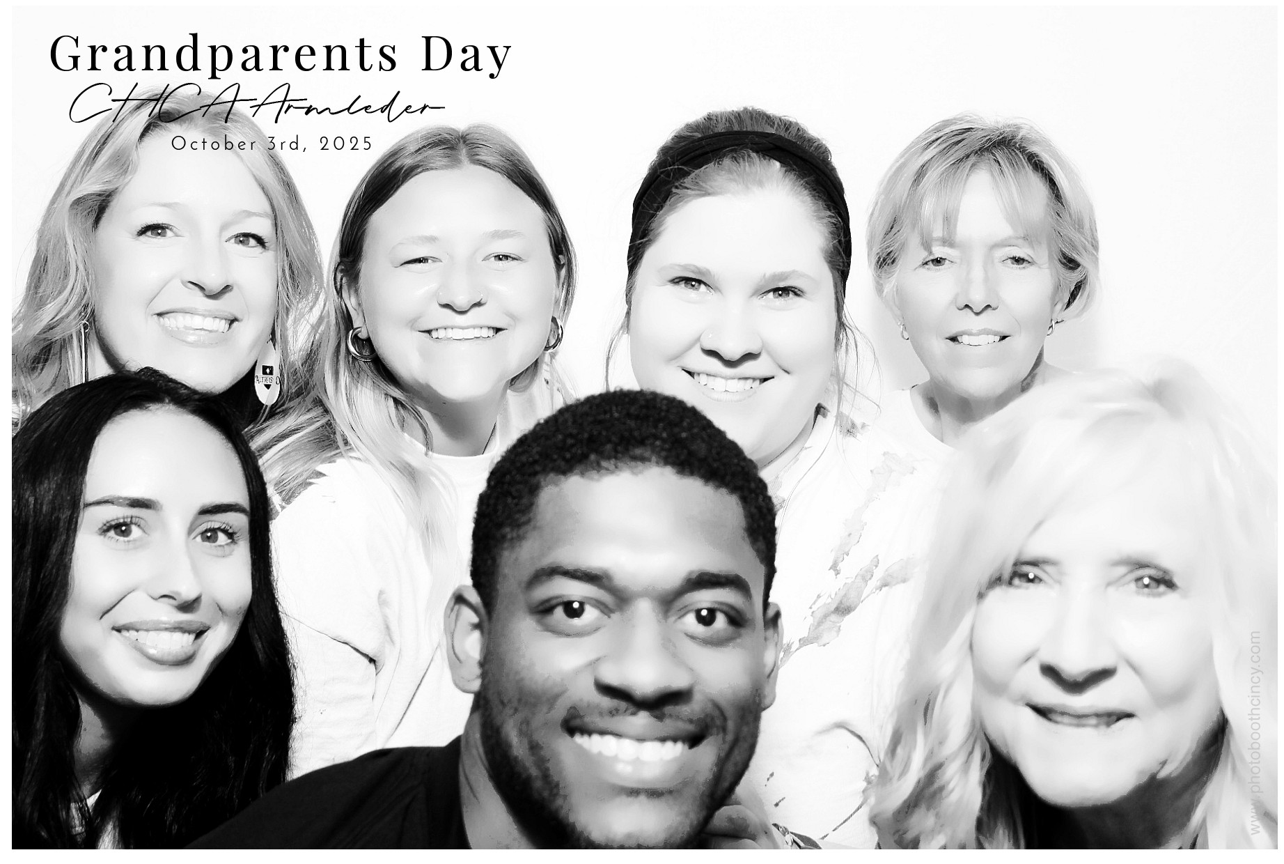 Grandparent's Day 2025! | View more photos from the event at gallery.photoboothcincy.com/u/PhotoBoothCincy/Grandparents-Day-2025