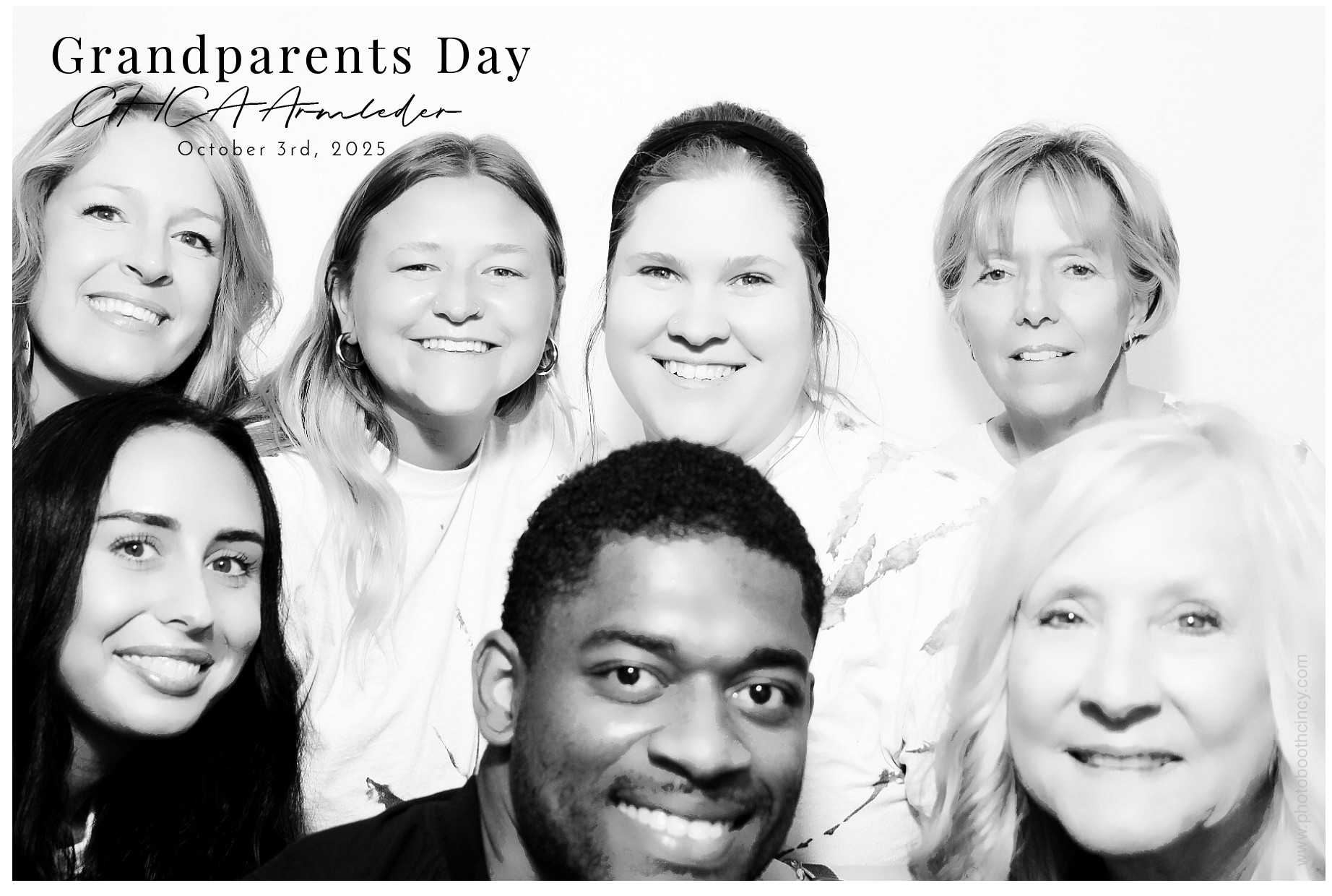 Grandparent's Day 2025! | View more photos from the event at gallery.photoboothcincy.com/u/PhotoBoothCincy/Grandparents-Day-2025