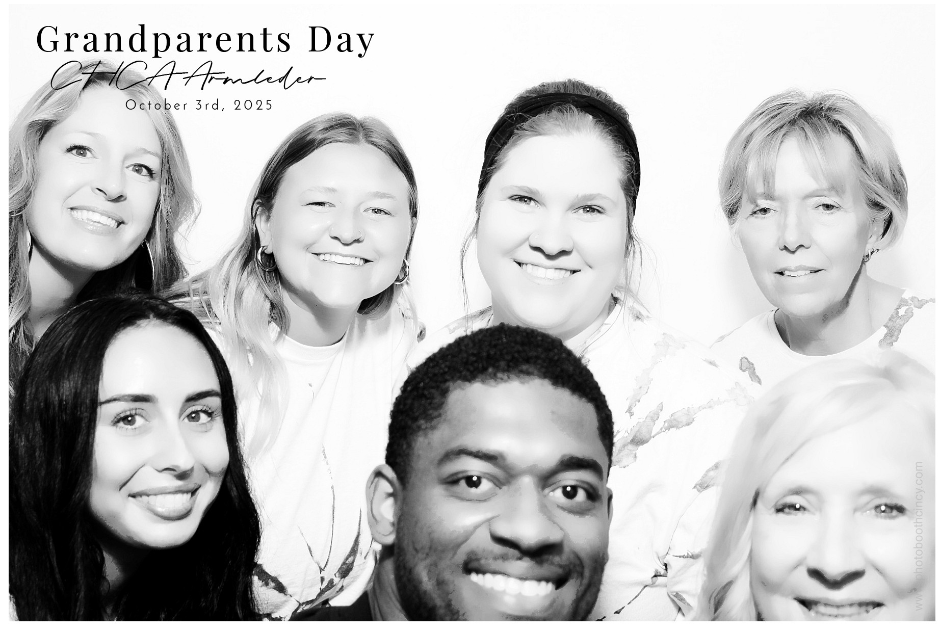 Grandparent's Day 2025! | View more photos from the event at gallery.photoboothcincy.com/u/PhotoBoothCincy/Grandparents-Day-2025