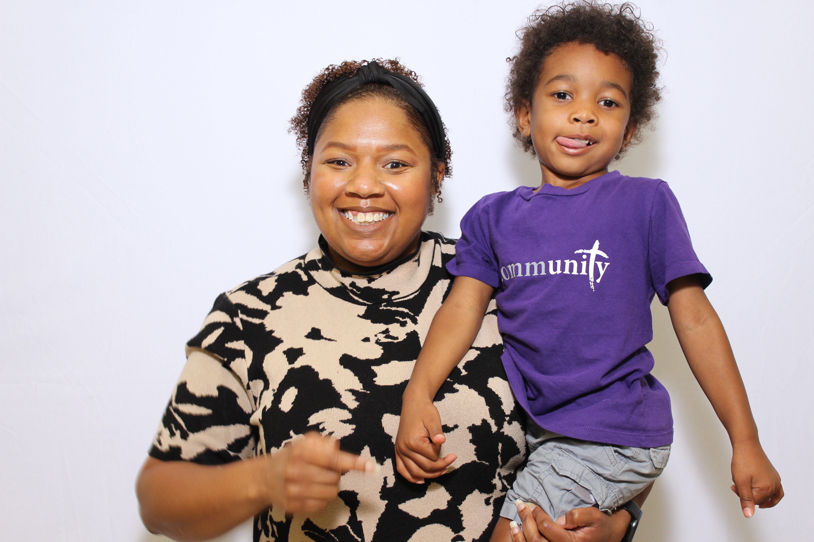 Grandparent's Day 2025! | View more photos from the event at gallery.photoboothcincy.com/u/PhotoBoothCincy/Grandparents-Day-2025