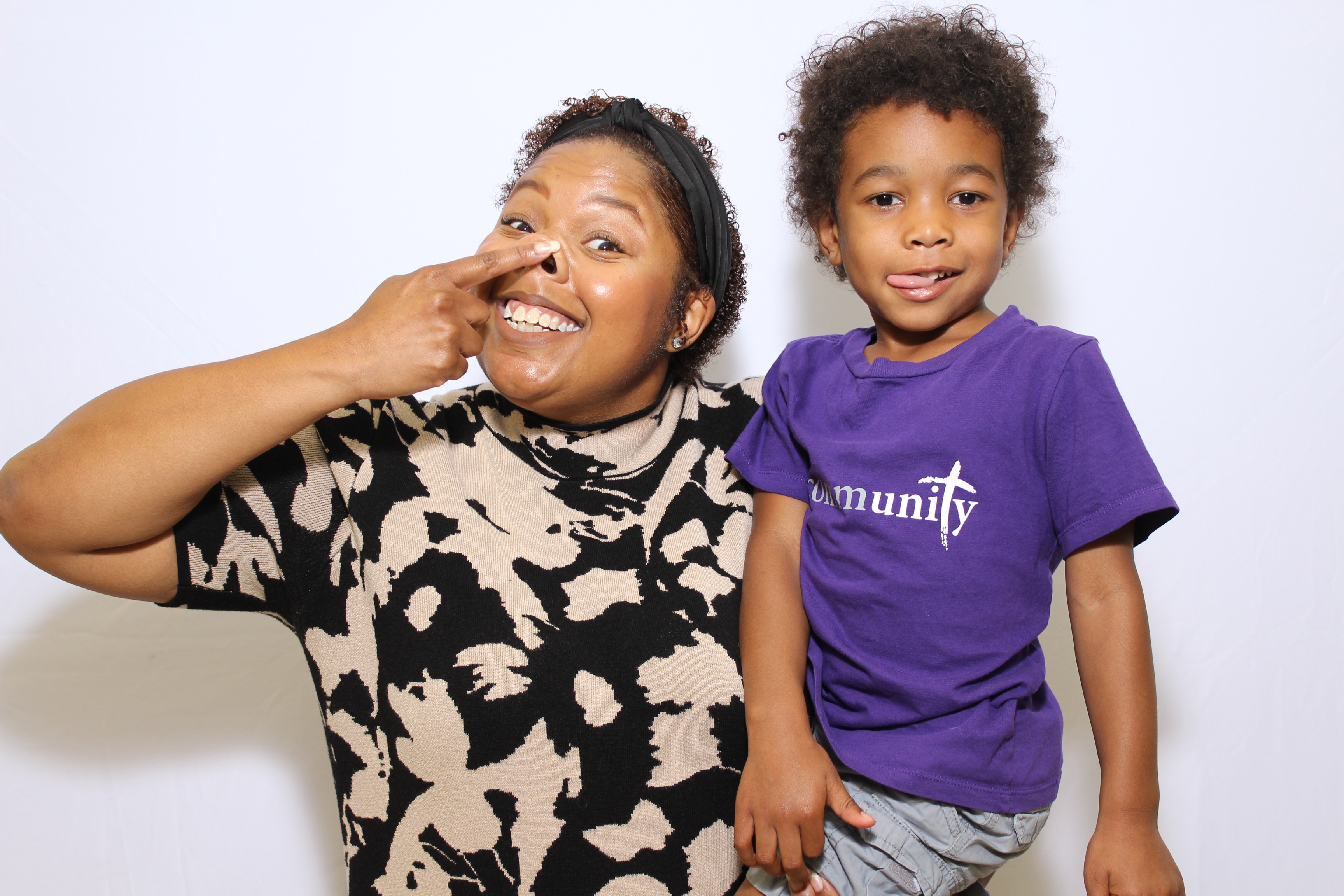 Grandparent's Day 2025! | View more photos from the event at gallery.photoboothcincy.com/u/PhotoBoothCincy/Grandparents-Day-2025