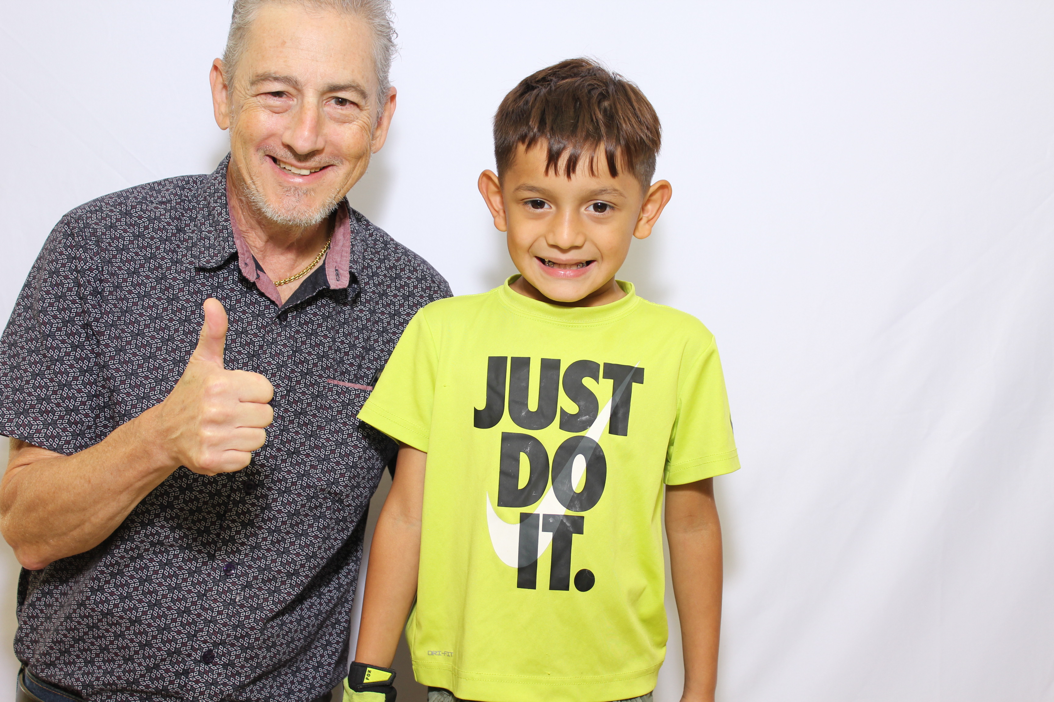Grandparent's Day 2025! | View more photos from the event at gallery.photoboothcincy.com/u/PhotoBoothCincy/Grandparents-Day-2025