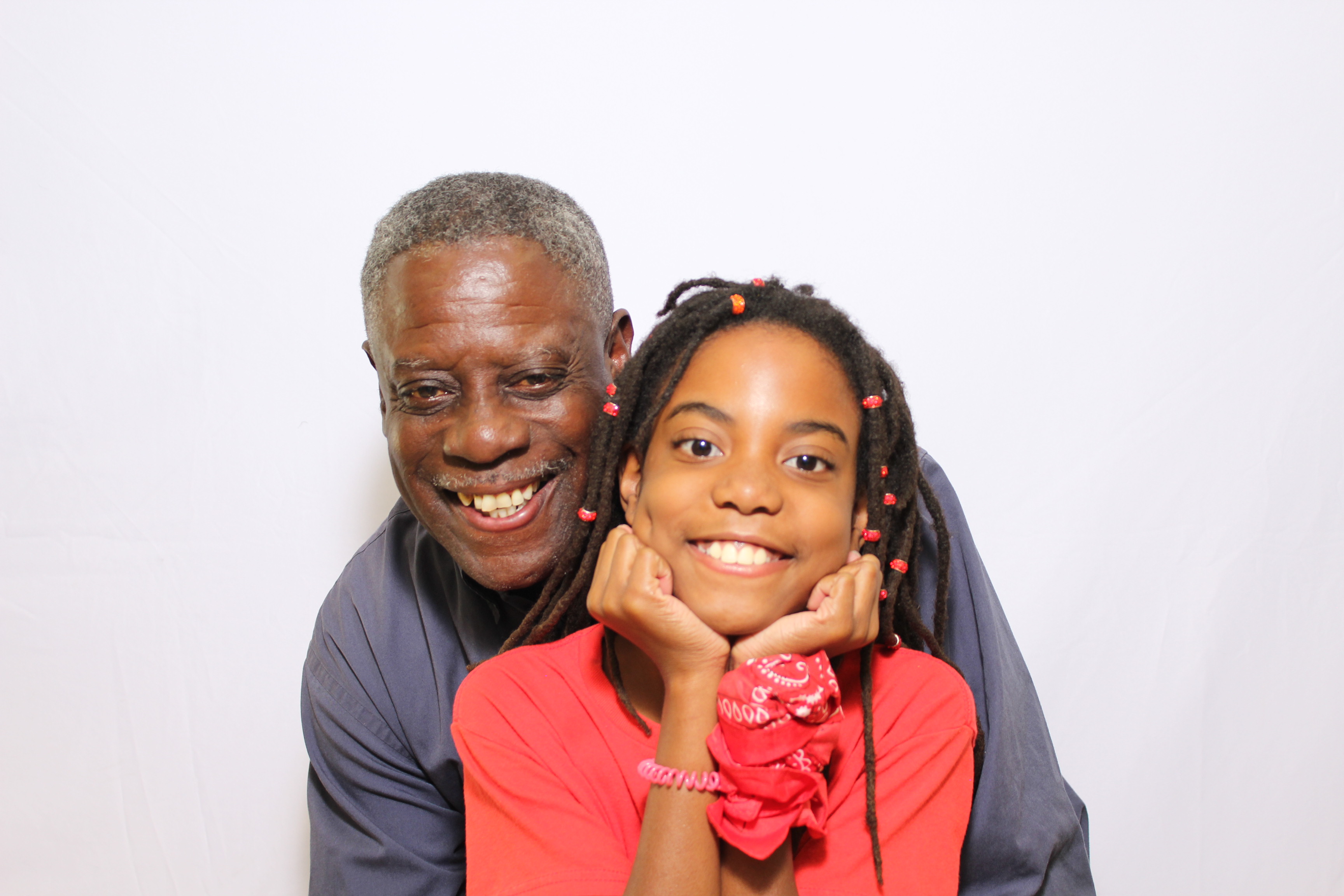 Grandparent's Day 2025! | View more photos from the event at gallery.photoboothcincy.com/u/PhotoBoothCincy/Grandparents-Day-2025