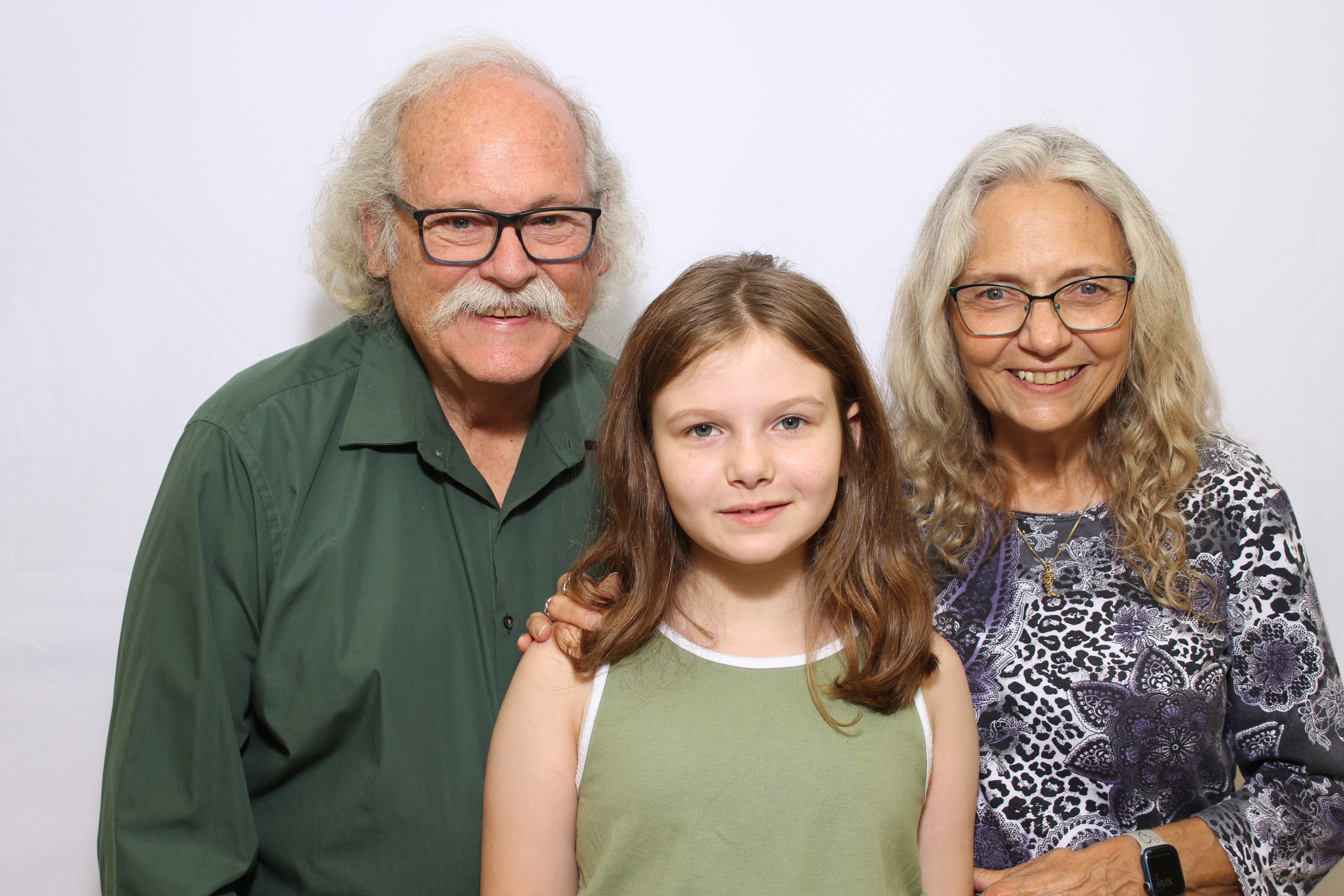 Grandparent's Day 2025! | View more photos from the event at gallery.photoboothcincy.com/u/PhotoBoothCincy/Grandparents-Day-2025