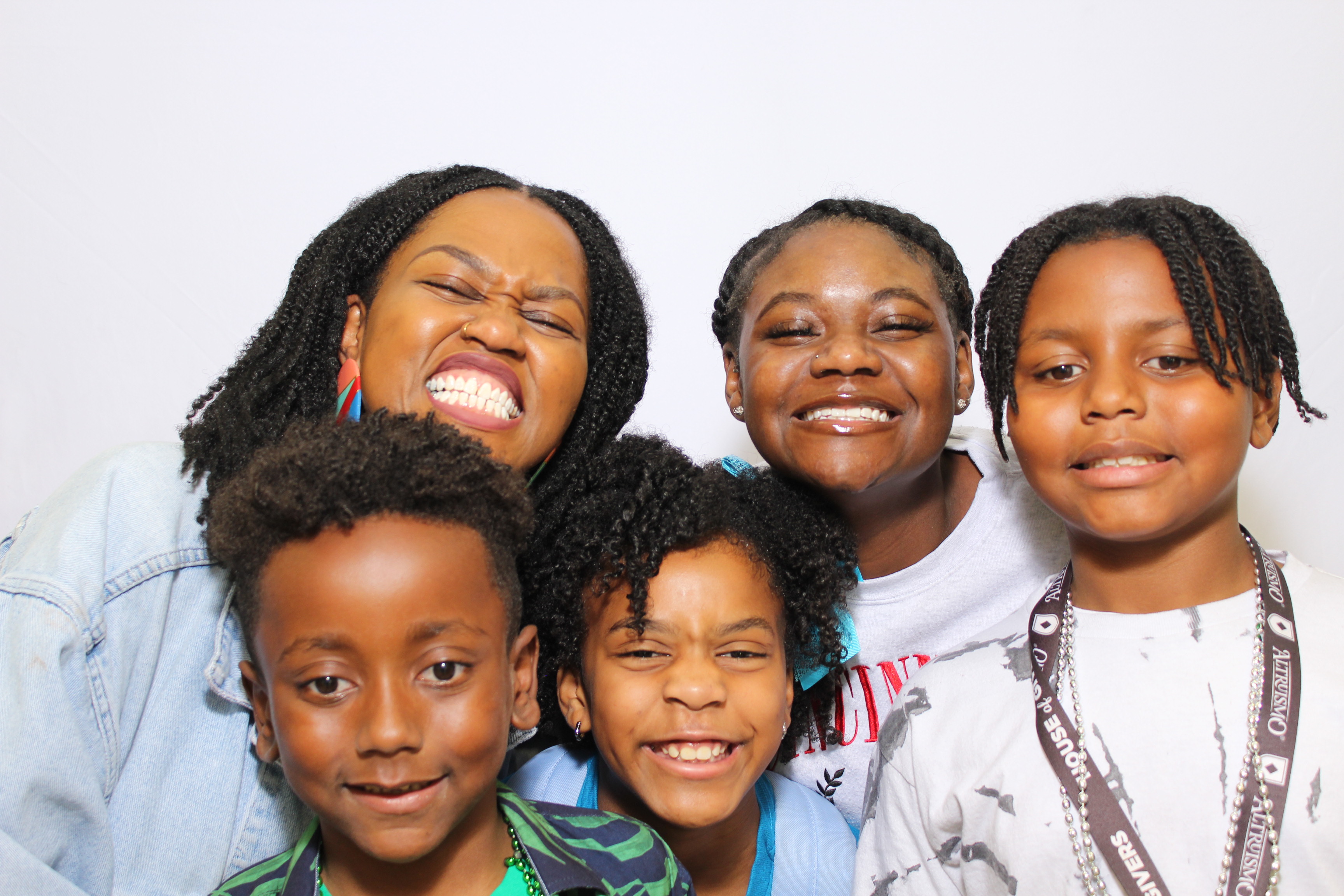 Grandparent's Day 2025! | View more photos from the event at gallery.photoboothcincy.com/u/PhotoBoothCincy/Grandparents-Day-2025