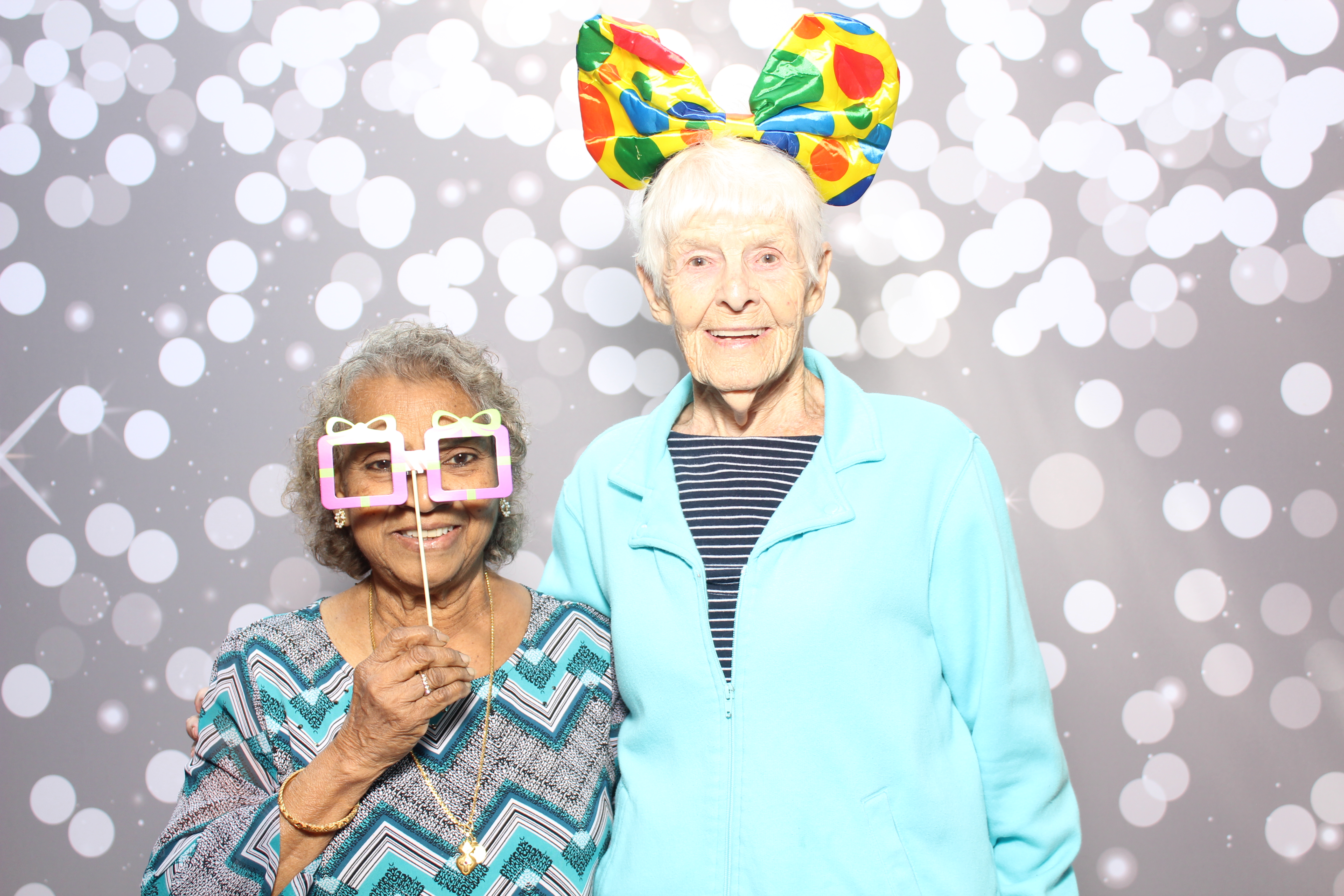 Grandparent's Day | View more photos from the event at gallery.photoboothcincy.com/u/PhotoBoothCincy/Grandparents-Day