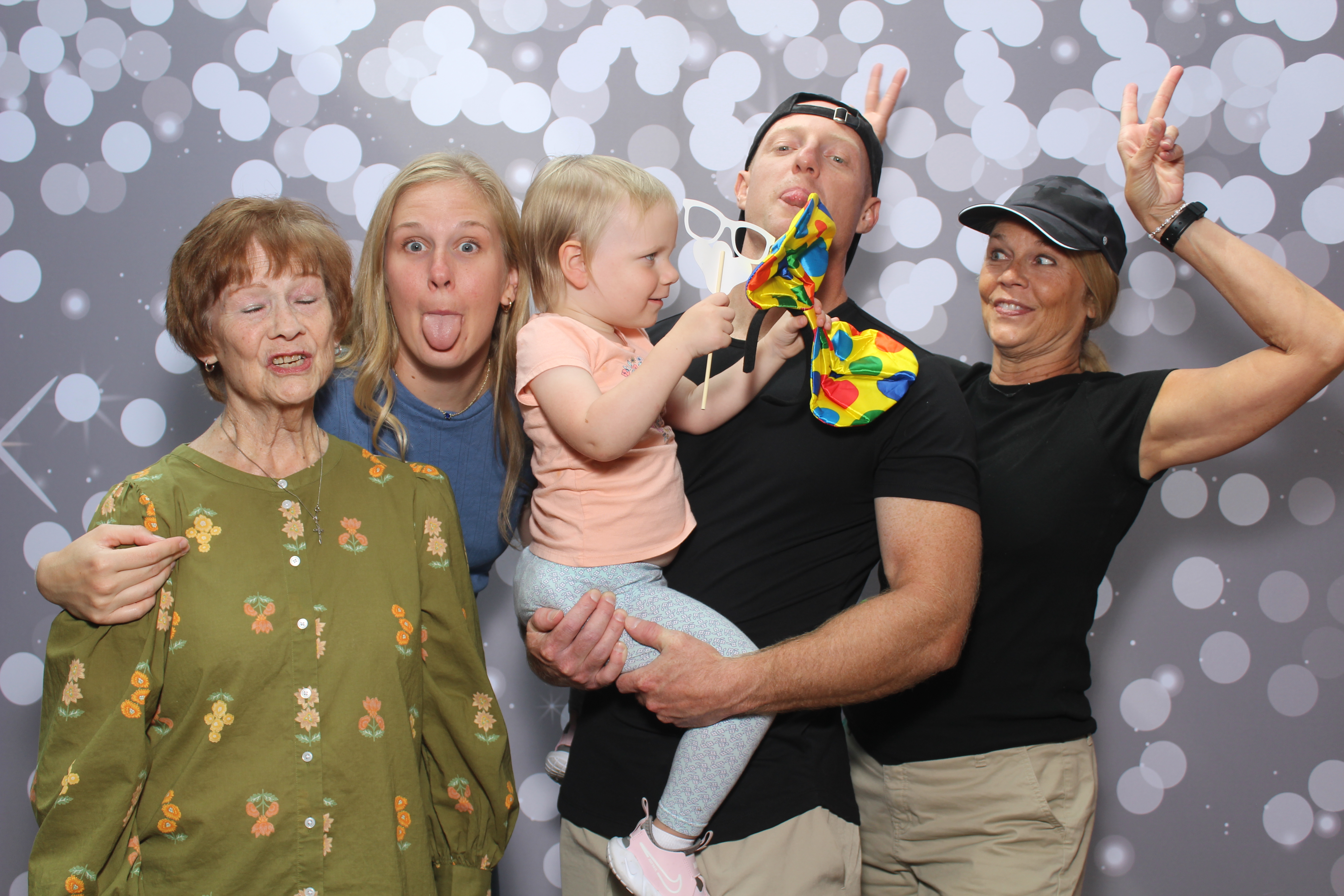 Grandparent's Day | View more photos from the event at gallery.photoboothcincy.com/u/PhotoBoothCincy/Grandparents-Day