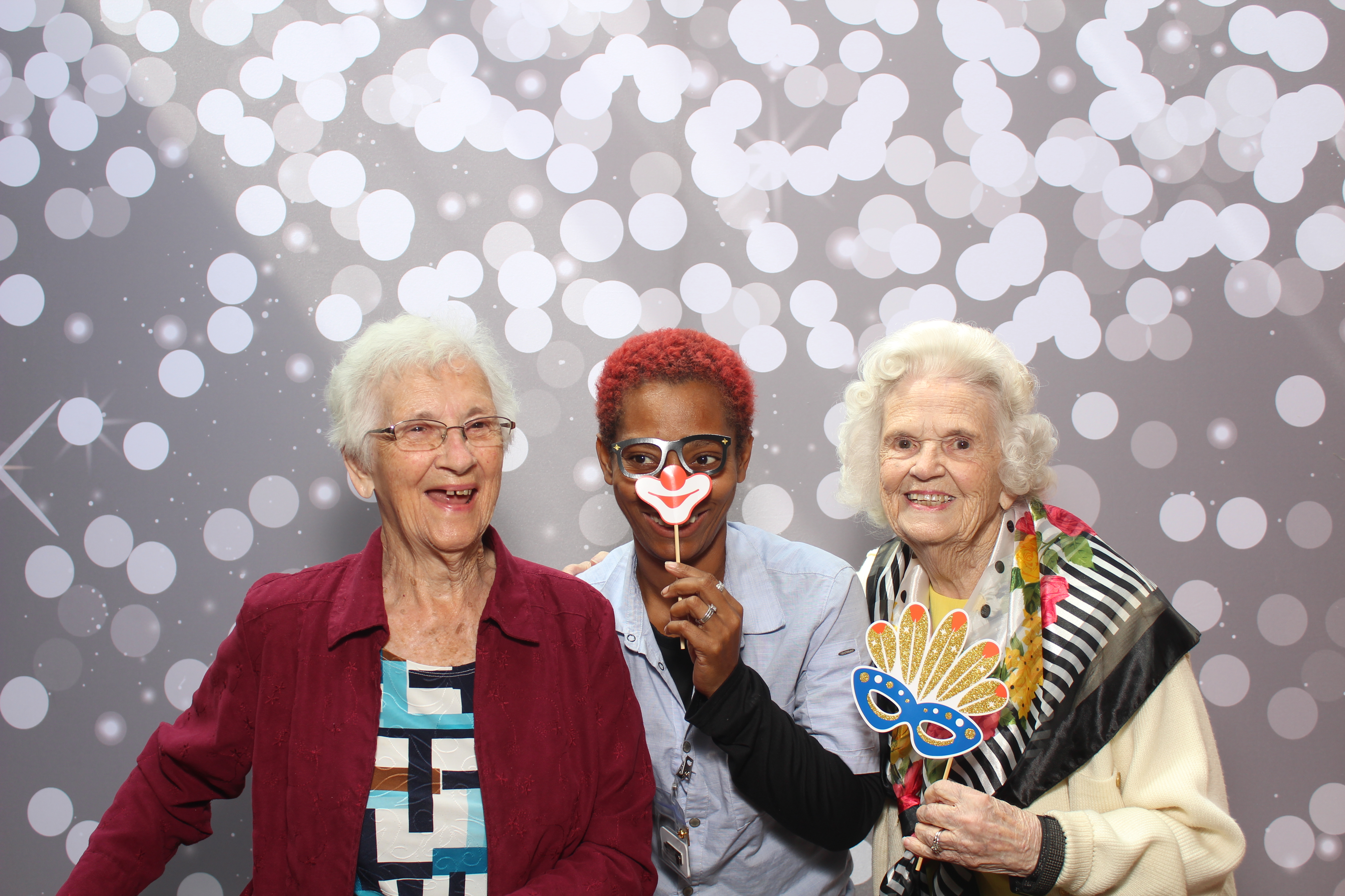 Grandparent's Day | View more photos from the event at gallery.photoboothcincy.com/u/PhotoBoothCincy/Grandparents-Day
