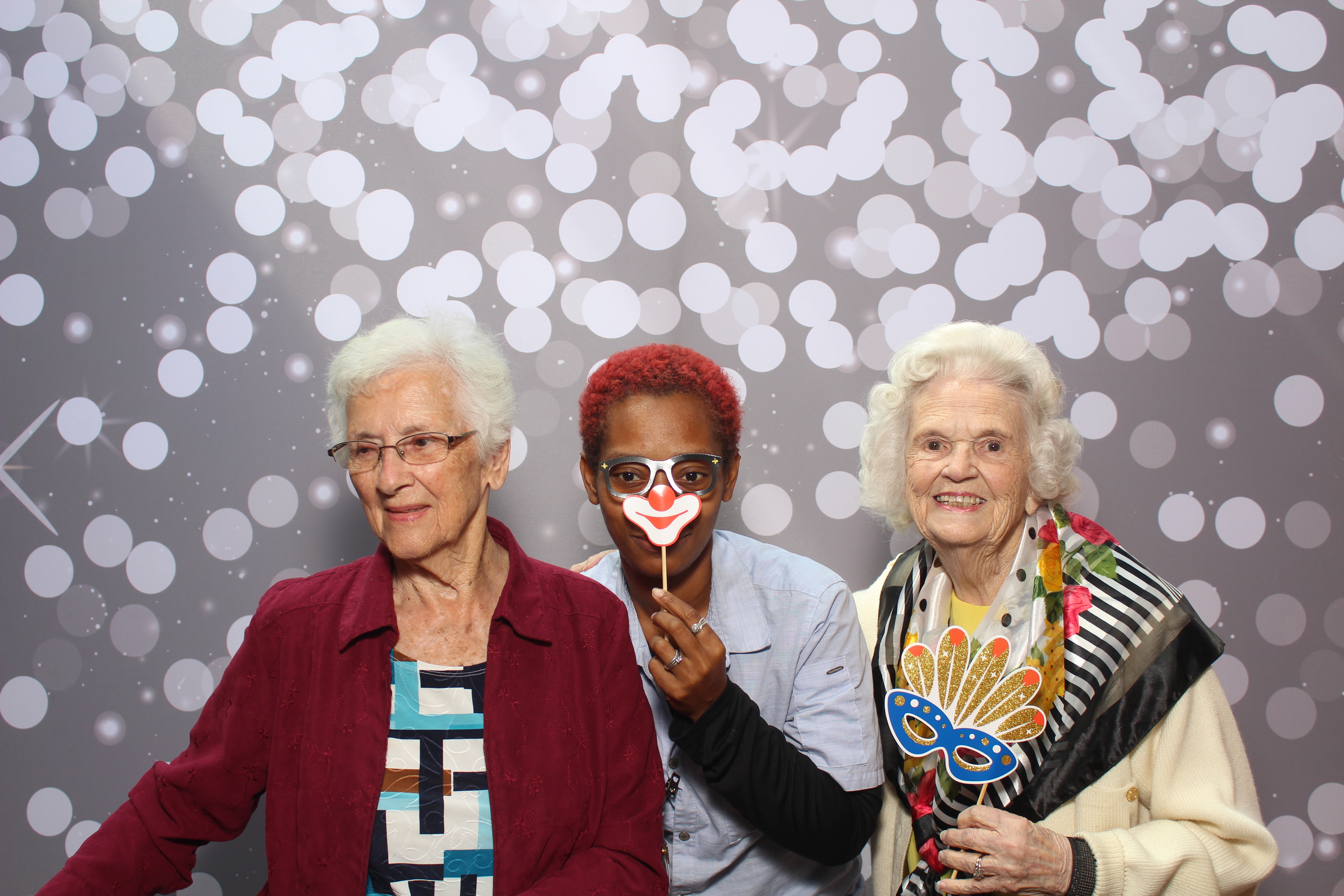 Grandparent's Day | View more photos from the event at gallery.photoboothcincy.com/u/PhotoBoothCincy/Grandparents-Day