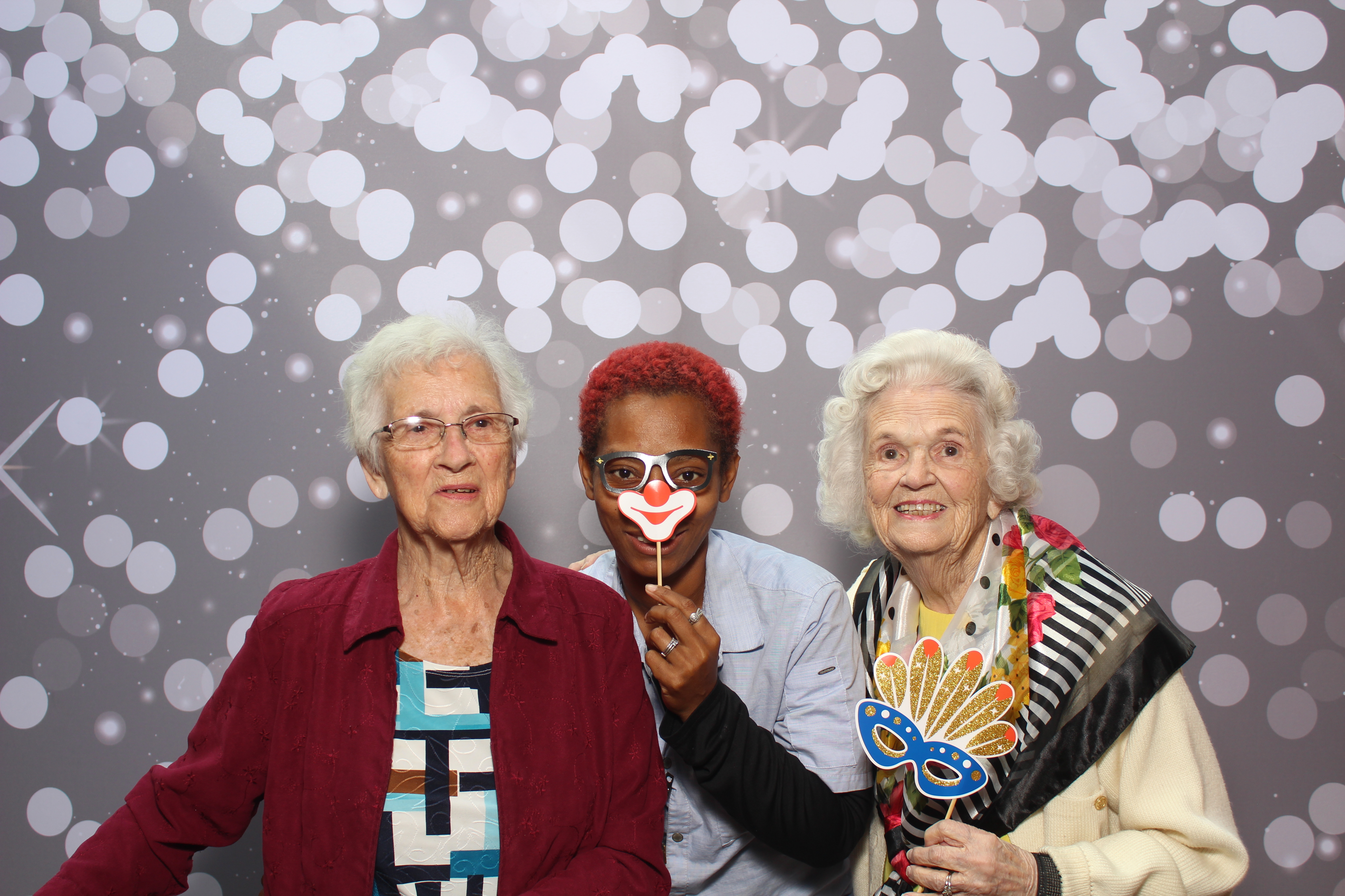 Grandparent's Day | View more photos from the event at gallery.photoboothcincy.com/u/PhotoBoothCincy/Grandparents-Day
