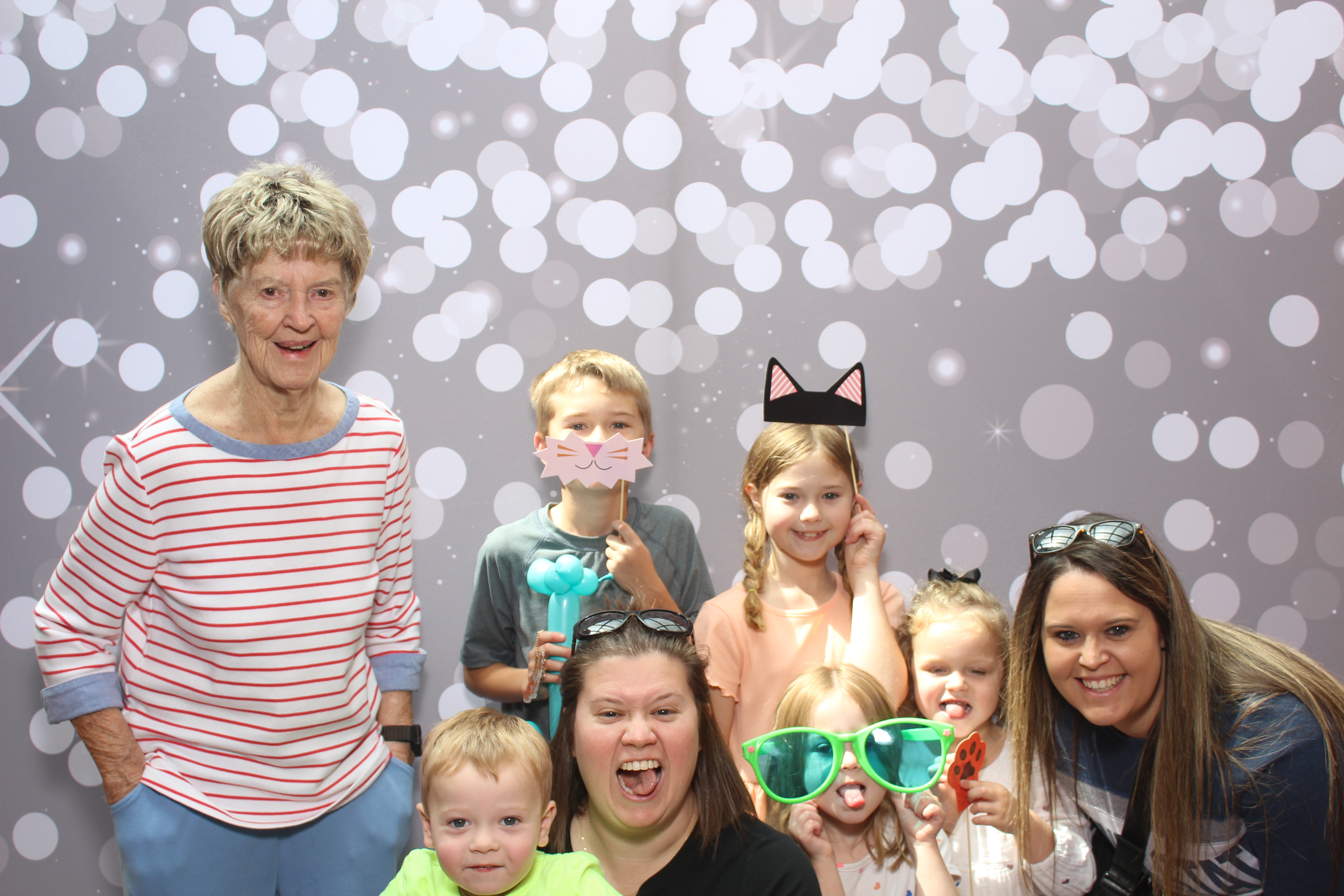 Grandparent's Day | View more photos from the event at gallery.photoboothcincy.com/u/PhotoBoothCincy/Grandparents-Day