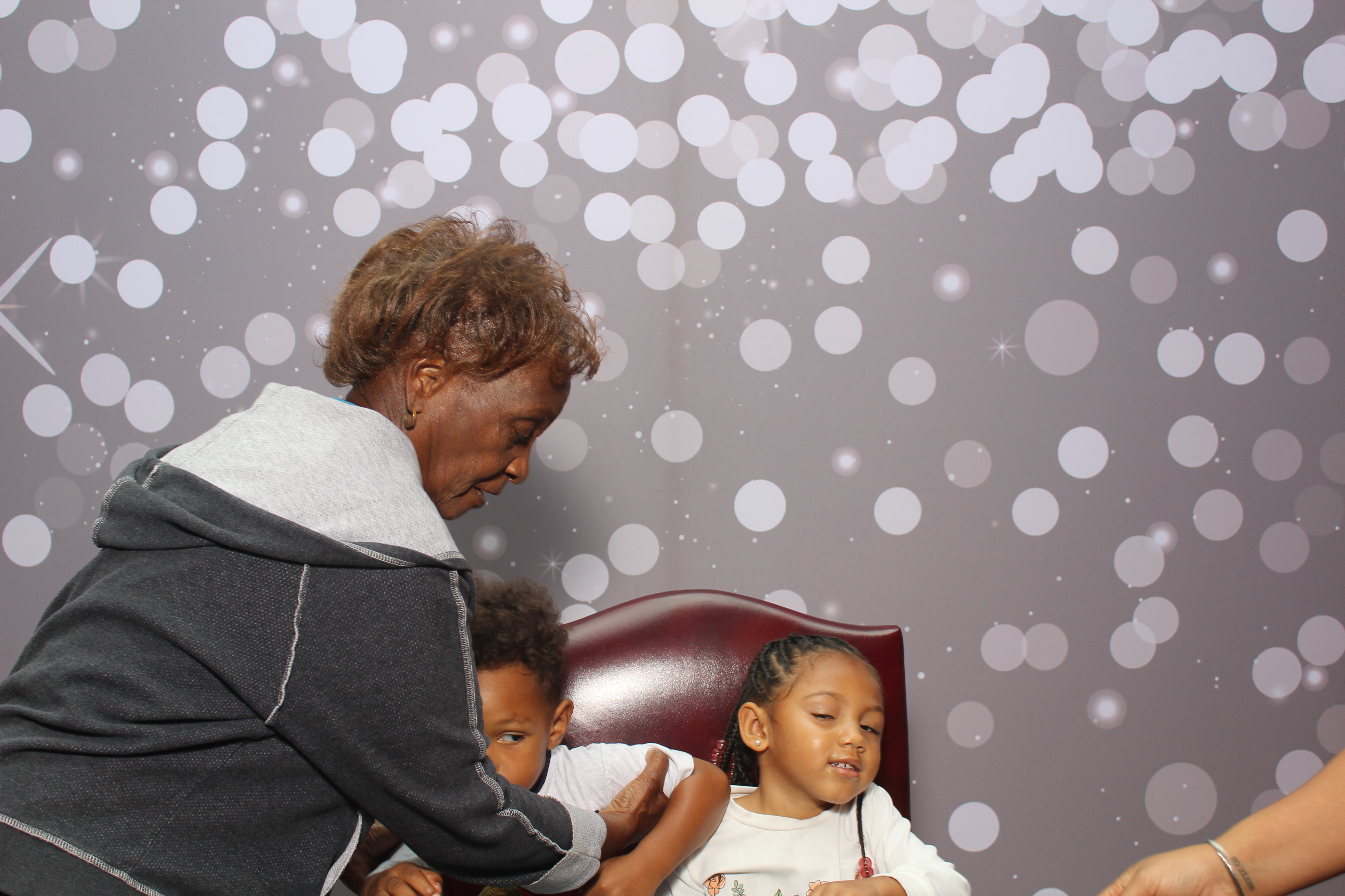 Grandparent's Day | View more photos from the event at gallery.photoboothcincy.com/u/PhotoBoothCincy/Grandparents-Day