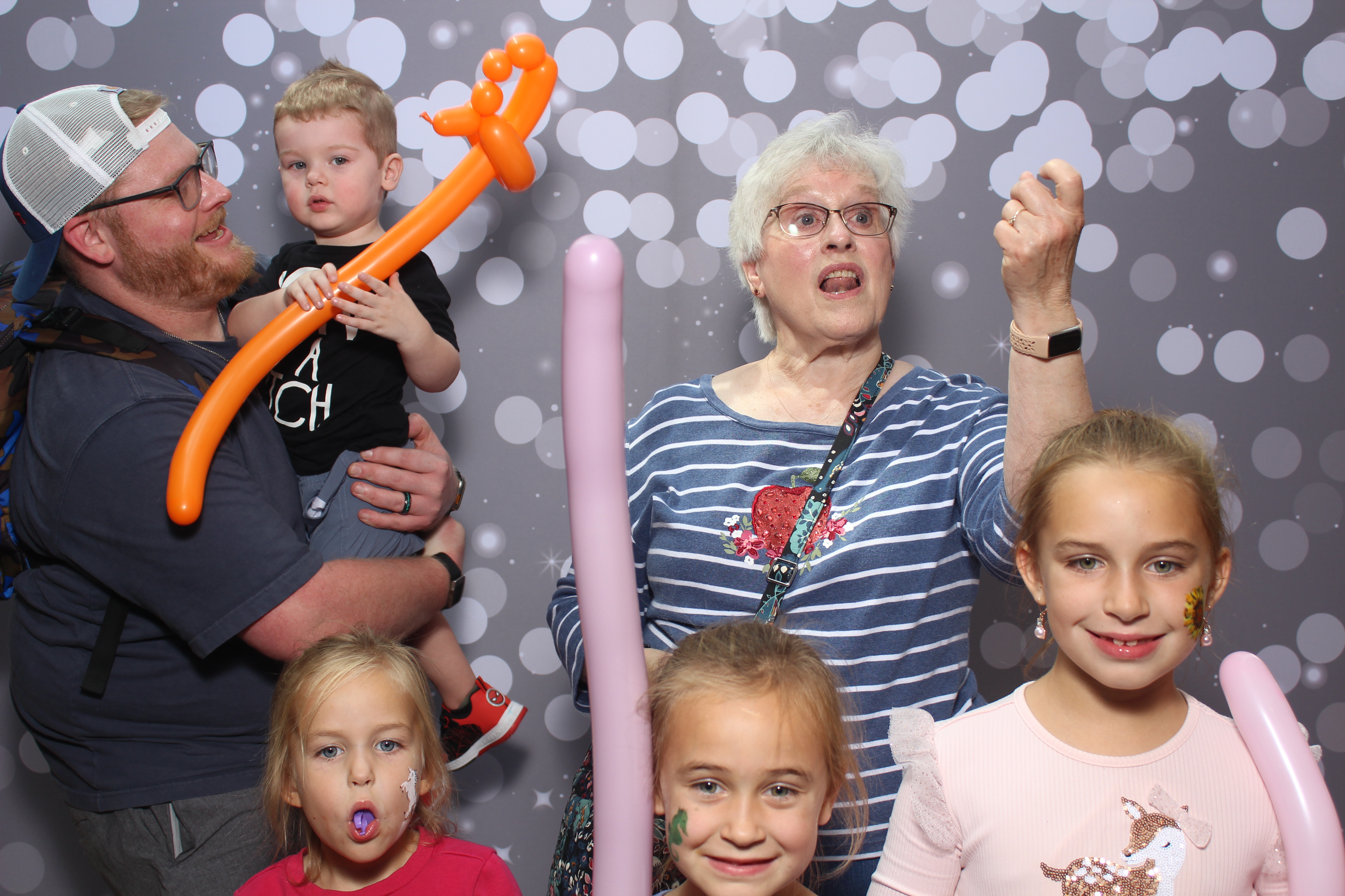 Grandparent's Day | View more photos from the event at gallery.photoboothcincy.com/u/PhotoBoothCincy/Grandparents-Day