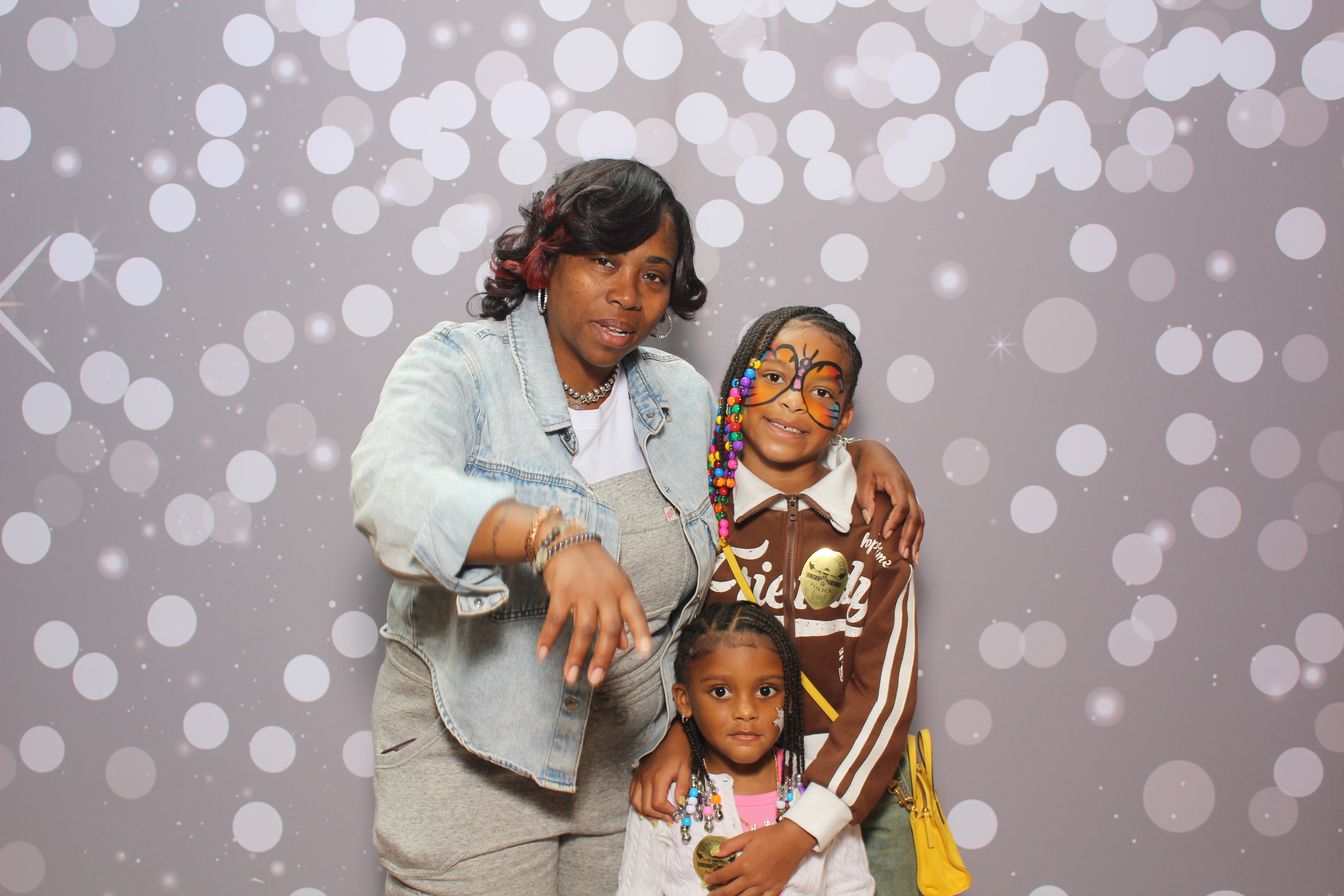 Grandparent's Day | View more photos from the event at gallery.photoboothcincy.com/u/PhotoBoothCincy/Grandparents-Day