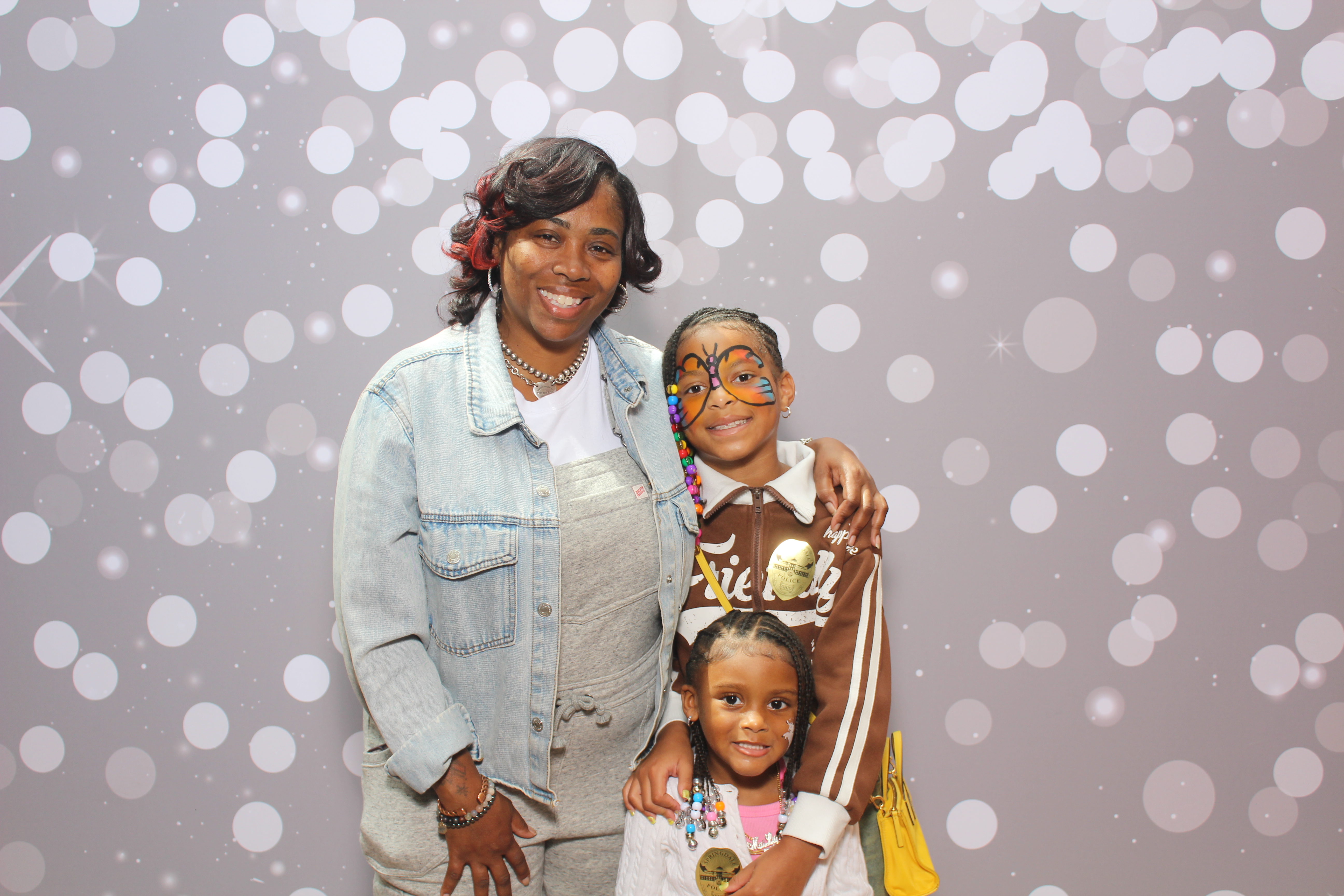 Grandparent's Day | View more photos from the event at gallery.photoboothcincy.com/u/PhotoBoothCincy/Grandparents-Day